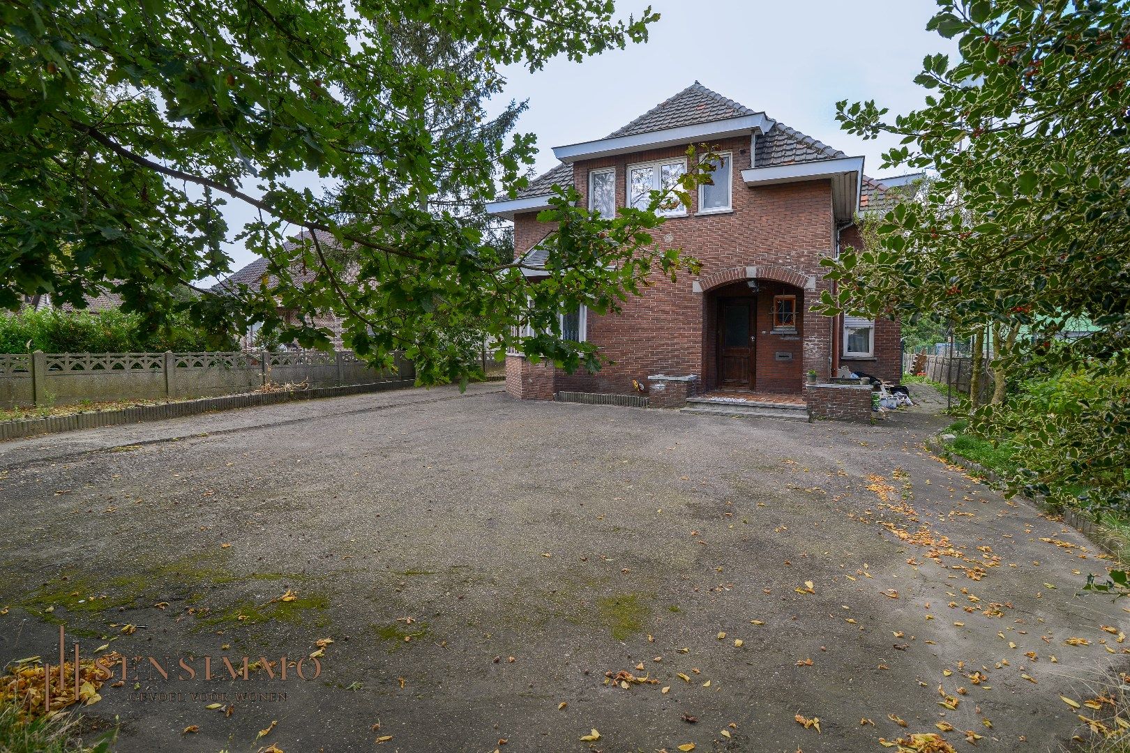 Op te frissen Kangoeroewoning met 5 slaapkamers in Genk foto 2