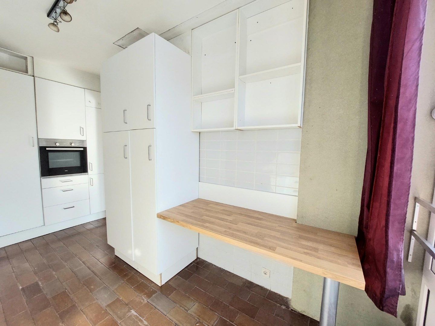 Ruim centraal gelegen appartement foto 4