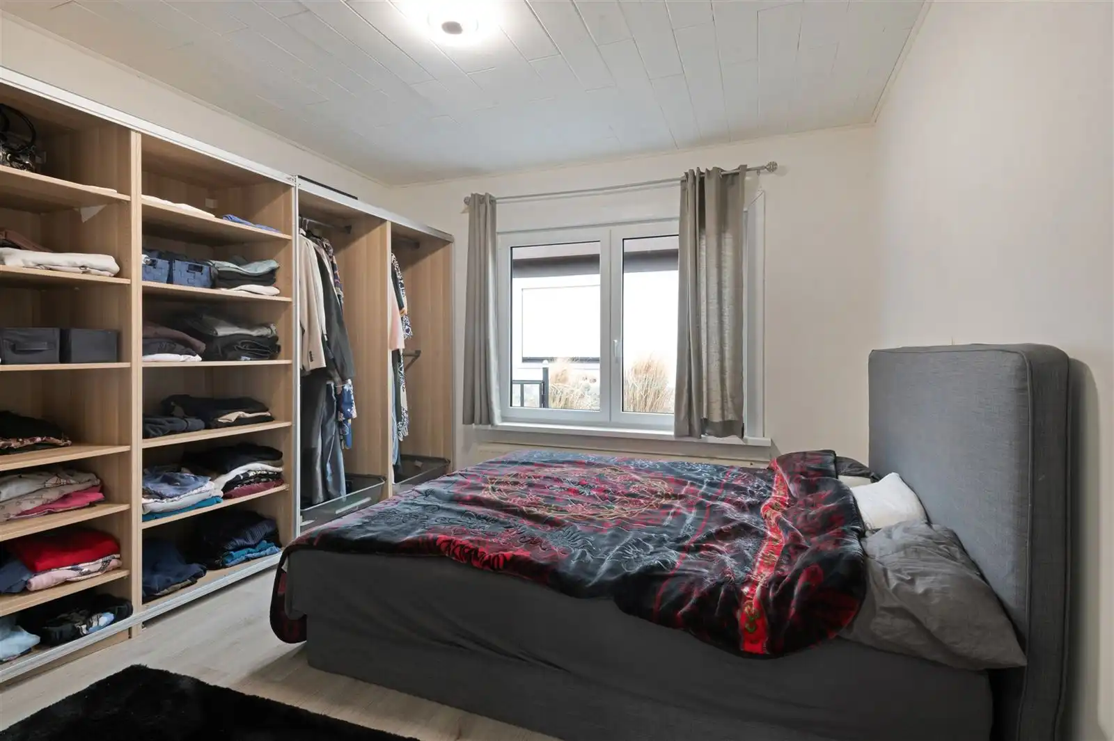 Instapklare gezinswoning met tuin en garage nabij centrum foto 11