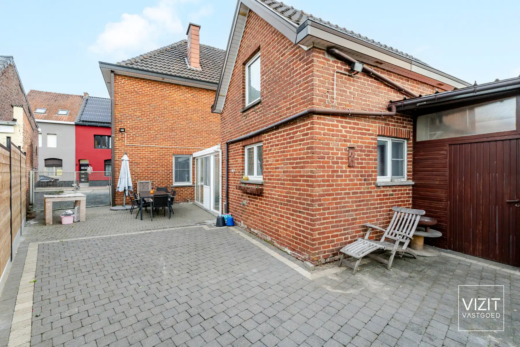 Halfopen woning met 4 slaapkamers en stallingen!  foto 21