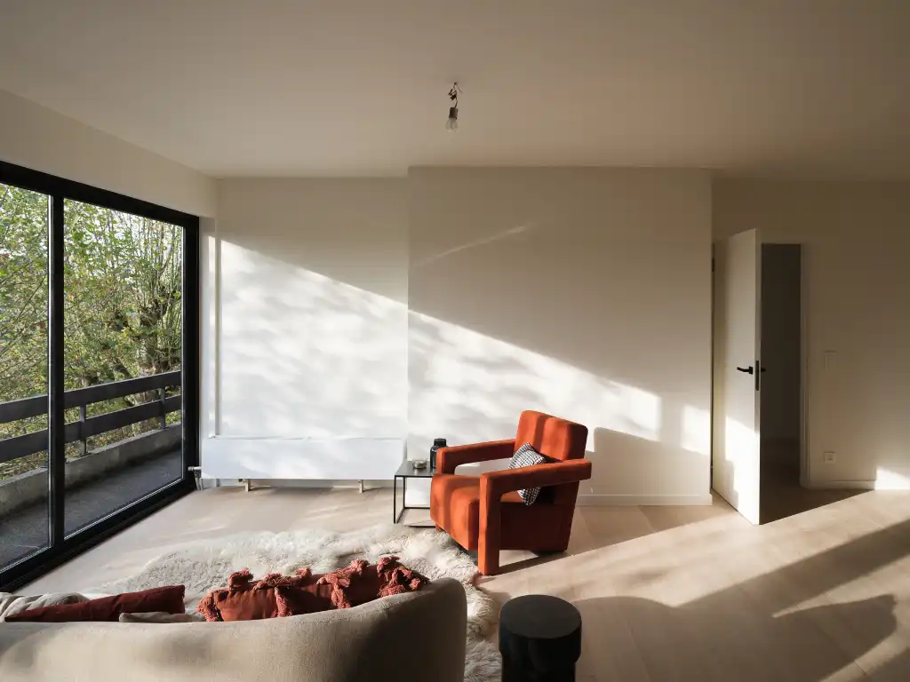 Coupure Rechts – Lichtrijk gerenoveerd éénslaapkamerappartement met terras en zicht op het water foto 3