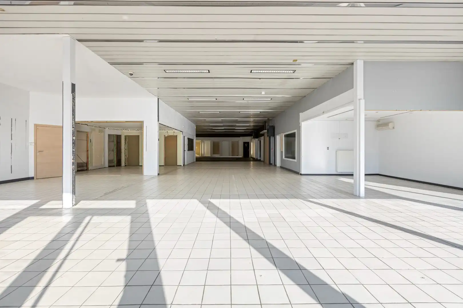 Te koop: Handelspand op toplocatie Hasseltweg foto 6