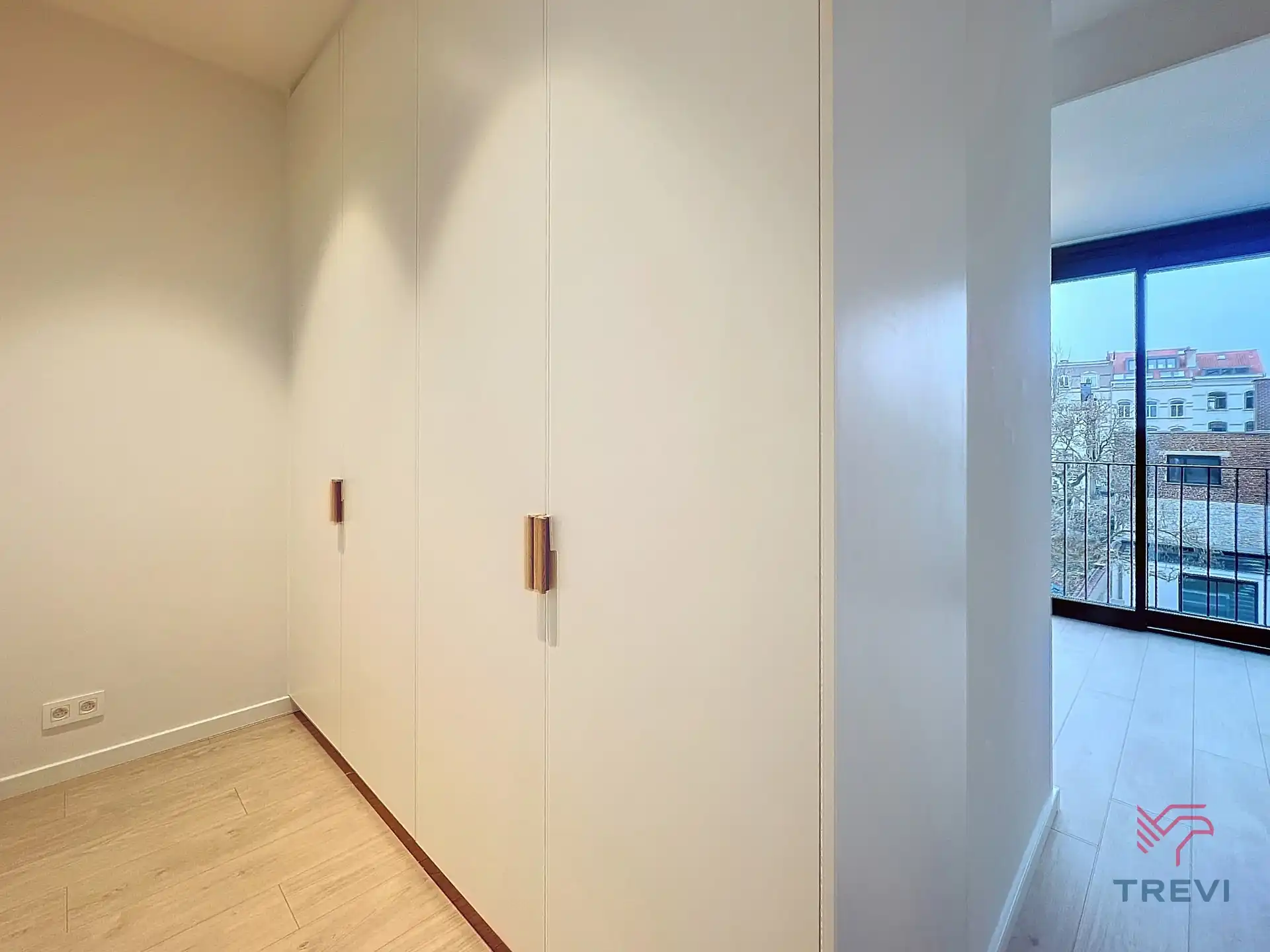 Schitterend huis met 5 slaapkamers en tuin  foto 16