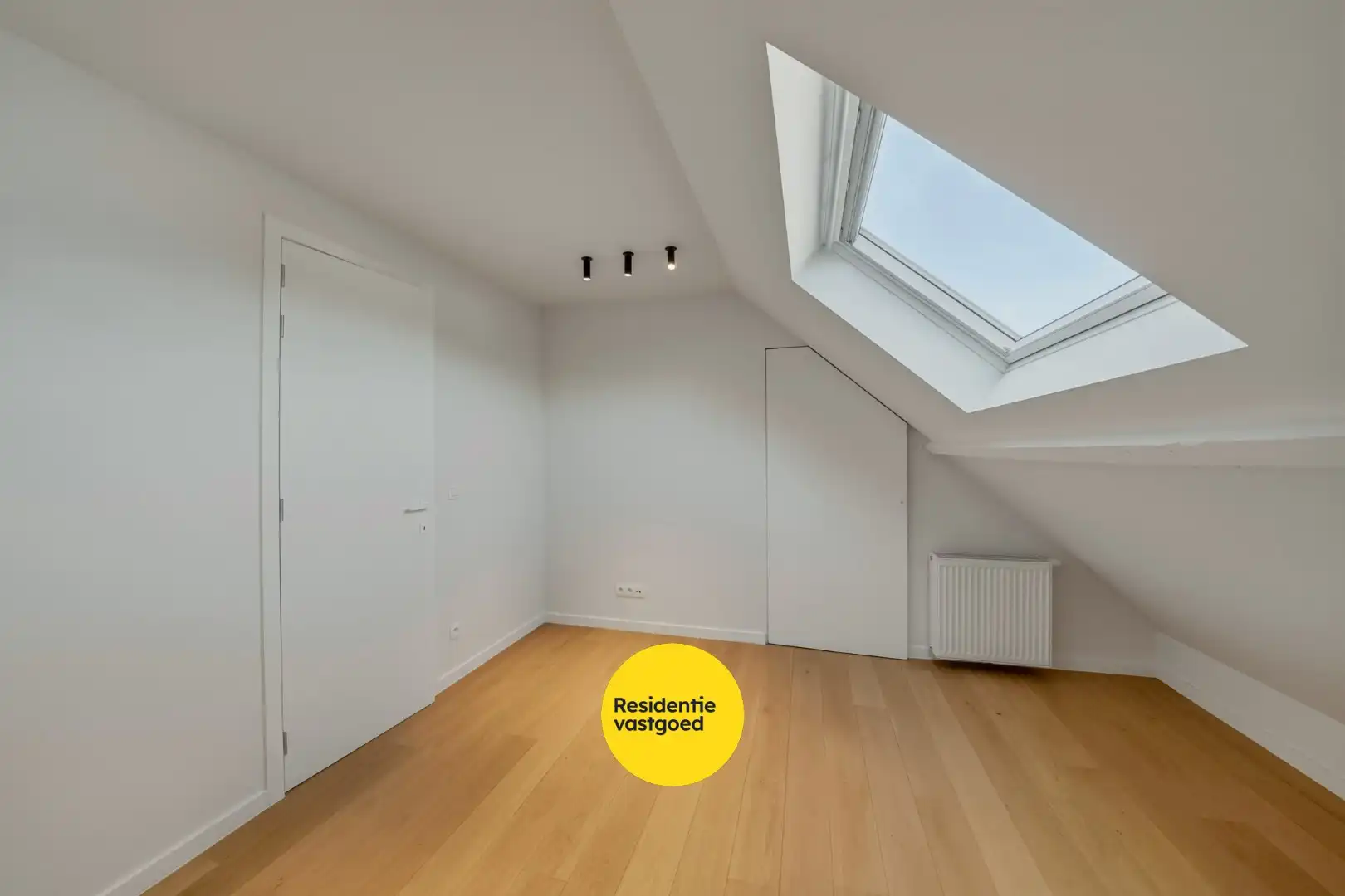 Instapklare, energiezuinige woning met 4 slpk in Mariakerke foto 25