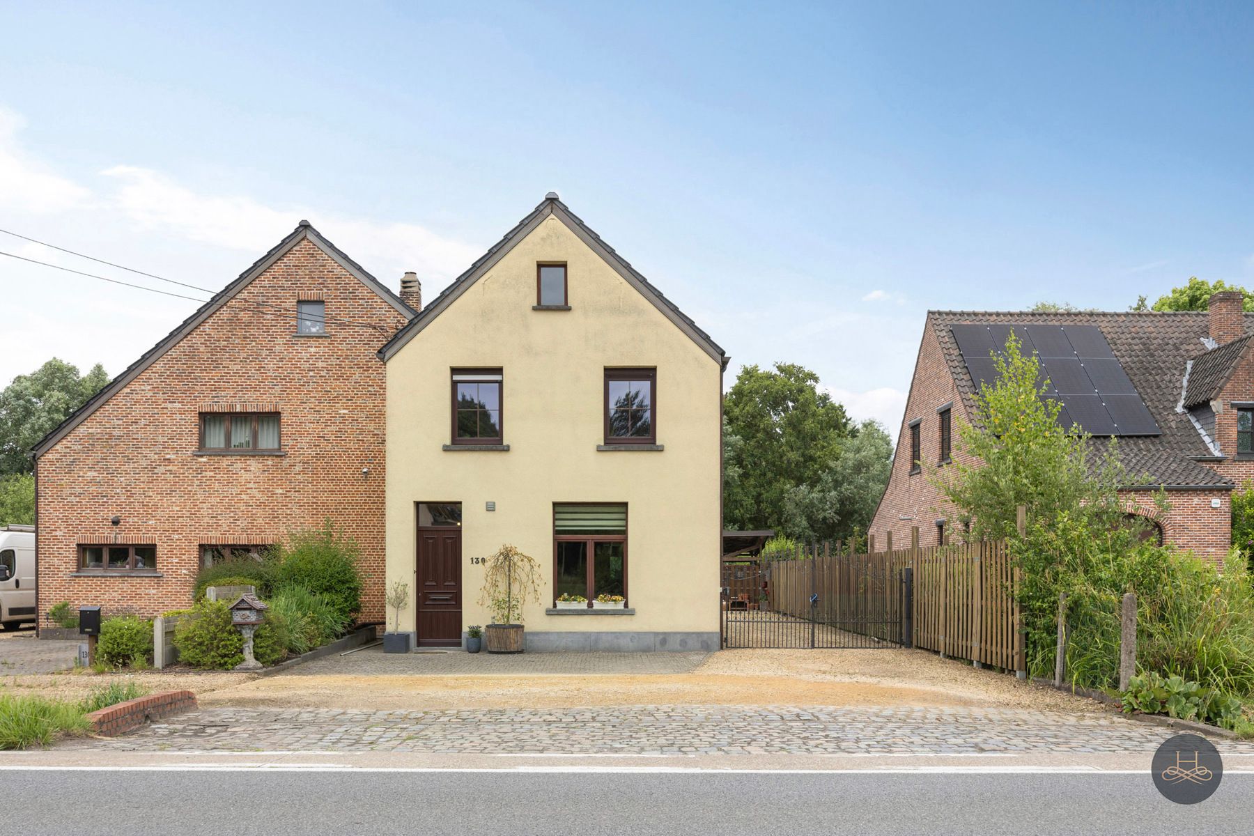 Gerenoveerde woning met fantastische buitenruimte foto {{pictureIndex}}