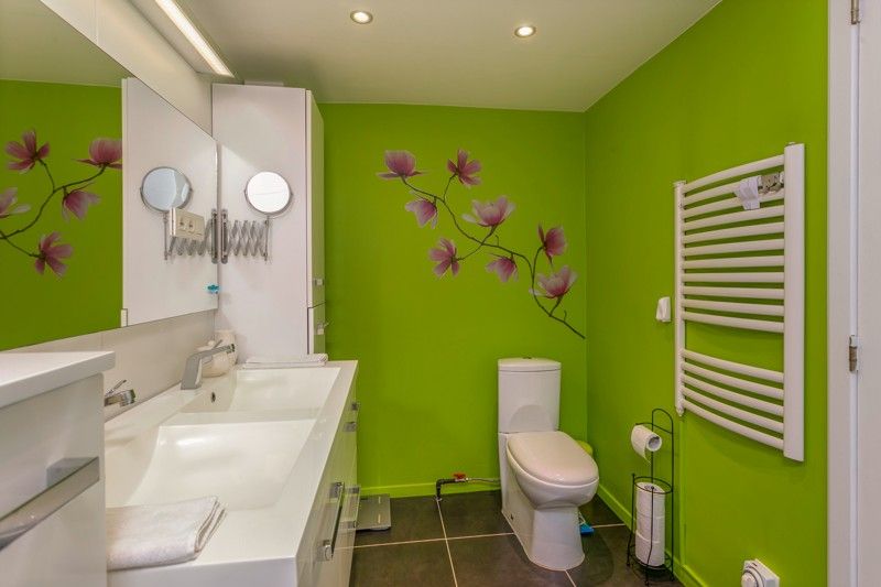 GELIJKVLOERSAPPARTEMENT MET TUIN EN GARAGE IN KONINGSLO foto 13