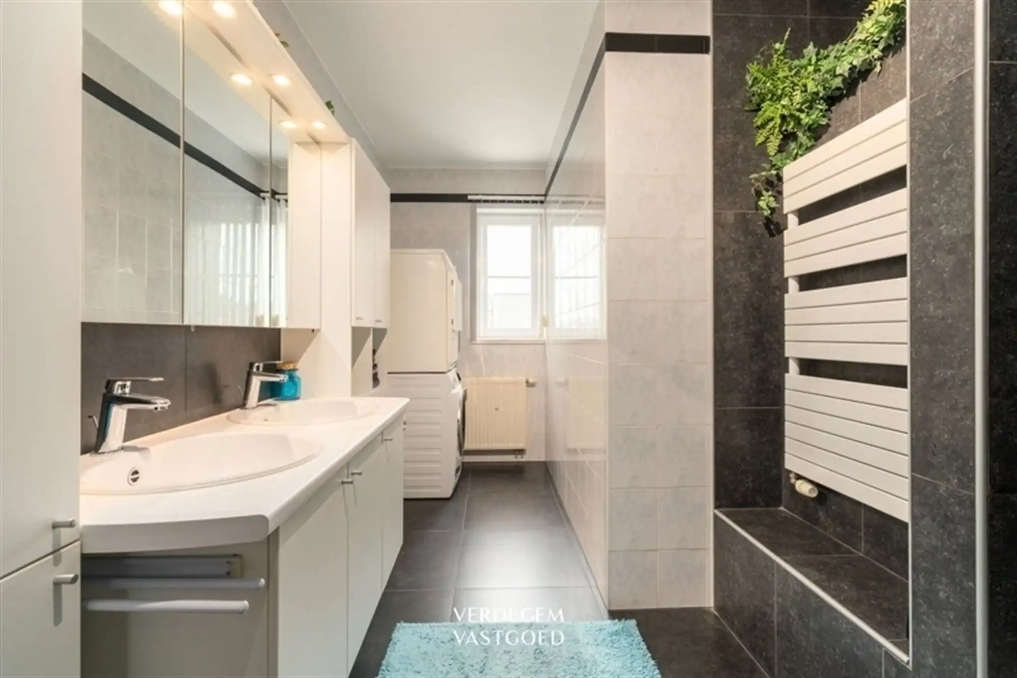 Luxueus en ruim wonen met aanlegsteiger aan de Moervaart foto 21