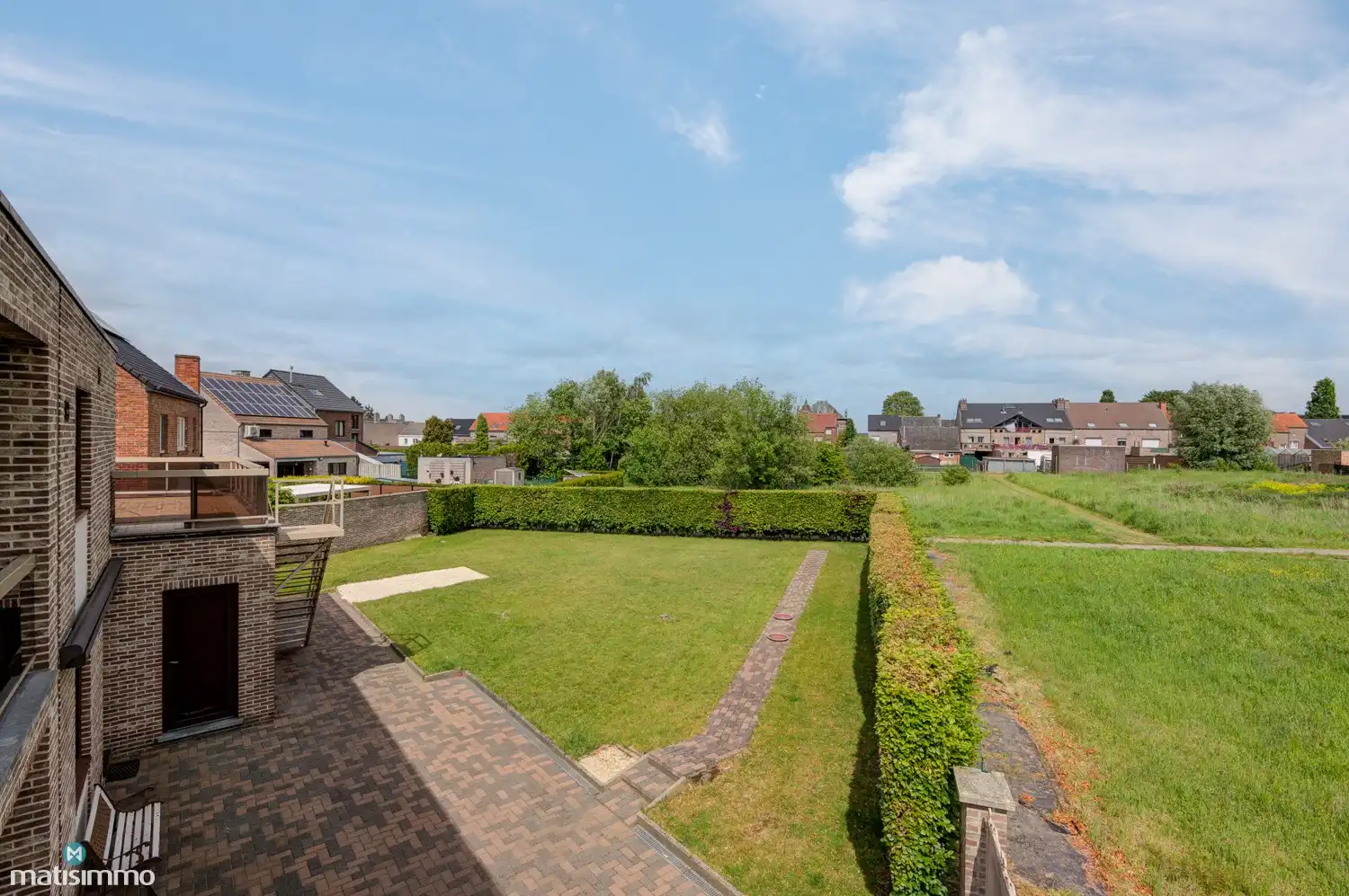 MEERSGEZINSWONING (2 APP.) MET 2 GARAGES, KELDER, ZOLDER EN RUIME TUIN IN MUNSTERBILZEN foto 54