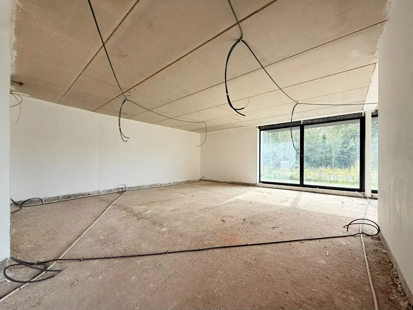 Centraal gelegen commerciële ruimte van 300 m² in Ham met parkeergelegenheid foto 7