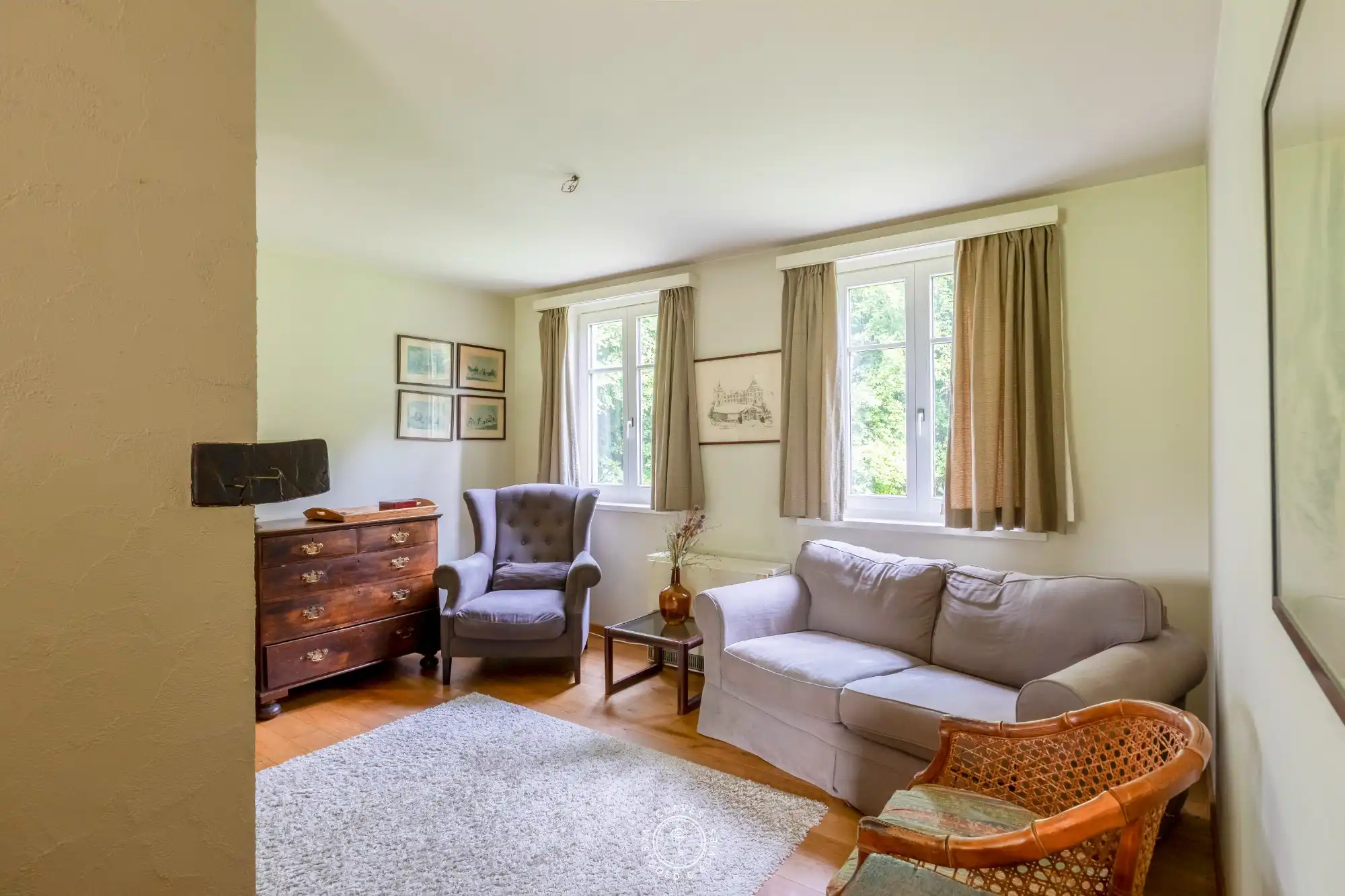 Uniek landhuis met charme en meer dan 10.000 m² eigen grond foto 11