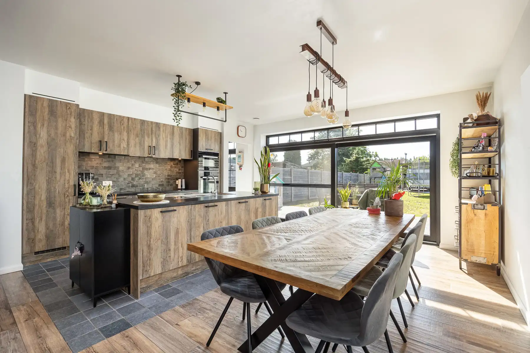 Recente BEN-woning met 4 slks en dubbele garage op gunstige ligging foto 7
