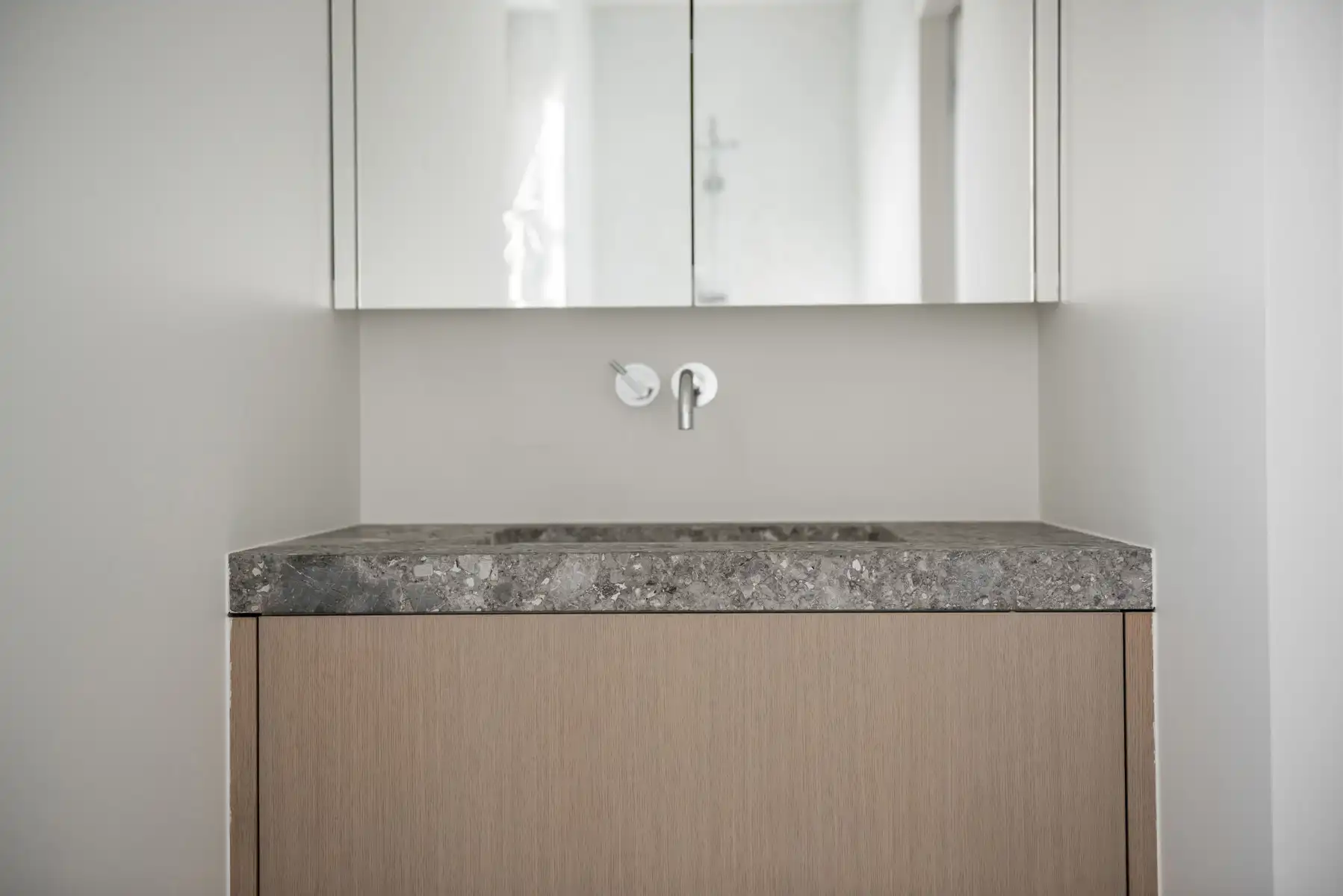 Exclusieve instapklare woning met zwembad en open groenzicht foto 63