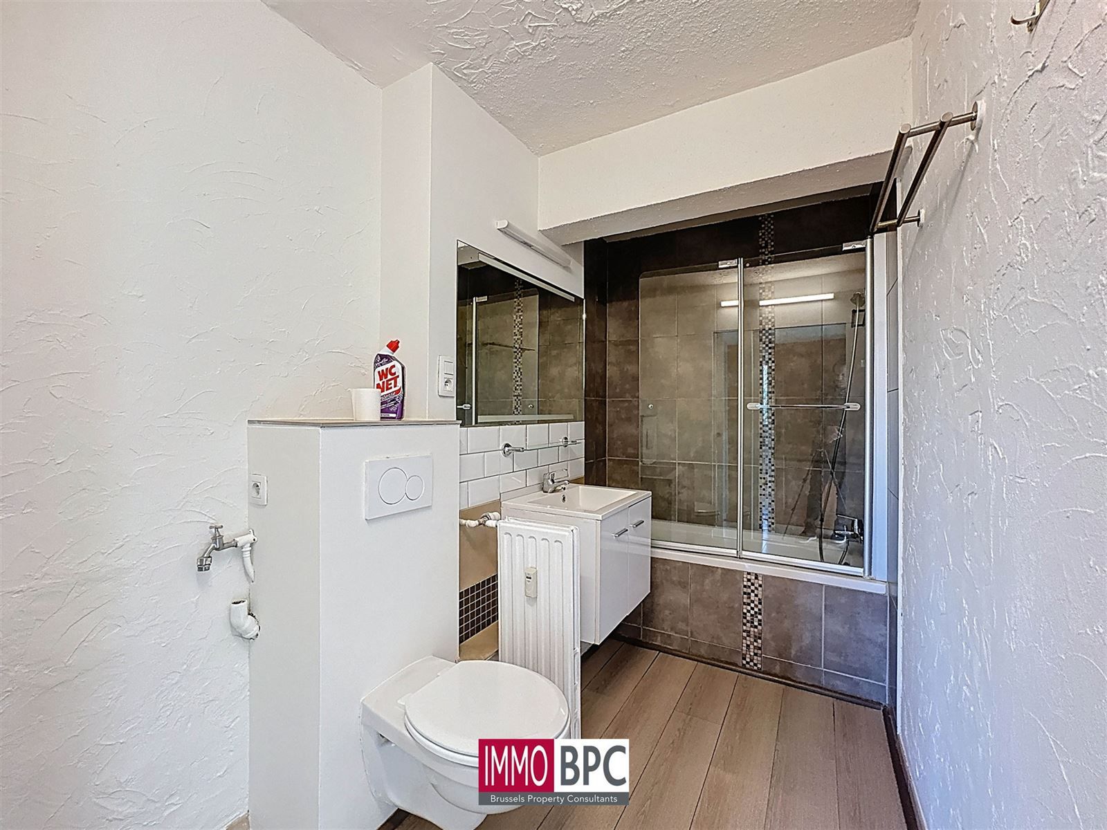 Licht appartement met 2 slaapkamers en terras foto 15