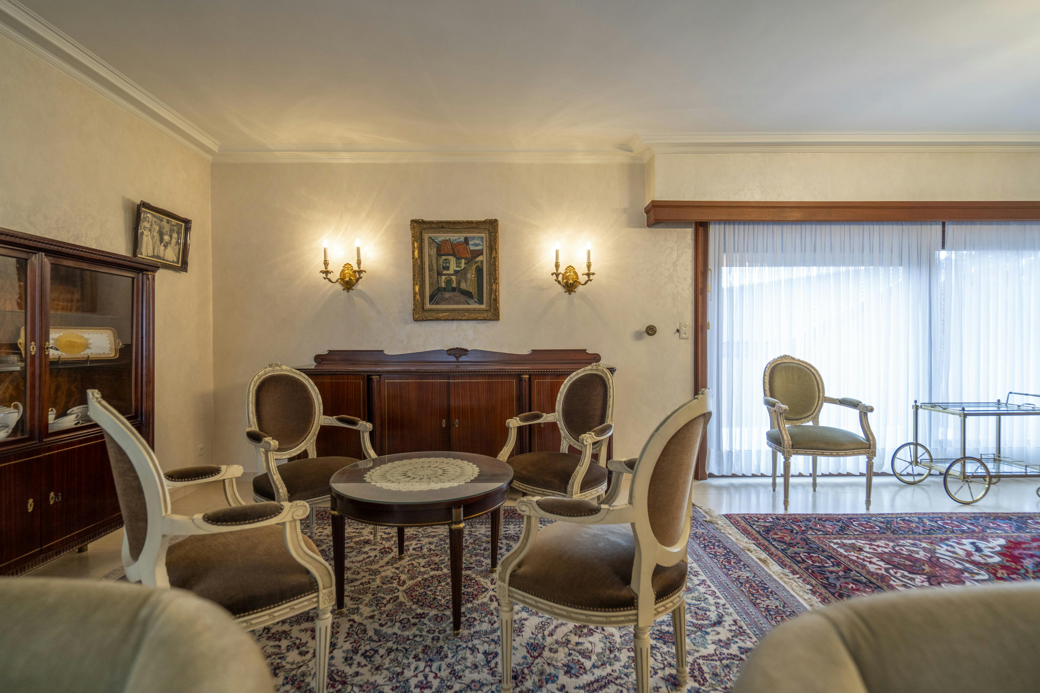 Ruim te renoveren huis te koop in Harelbeke  foto 12