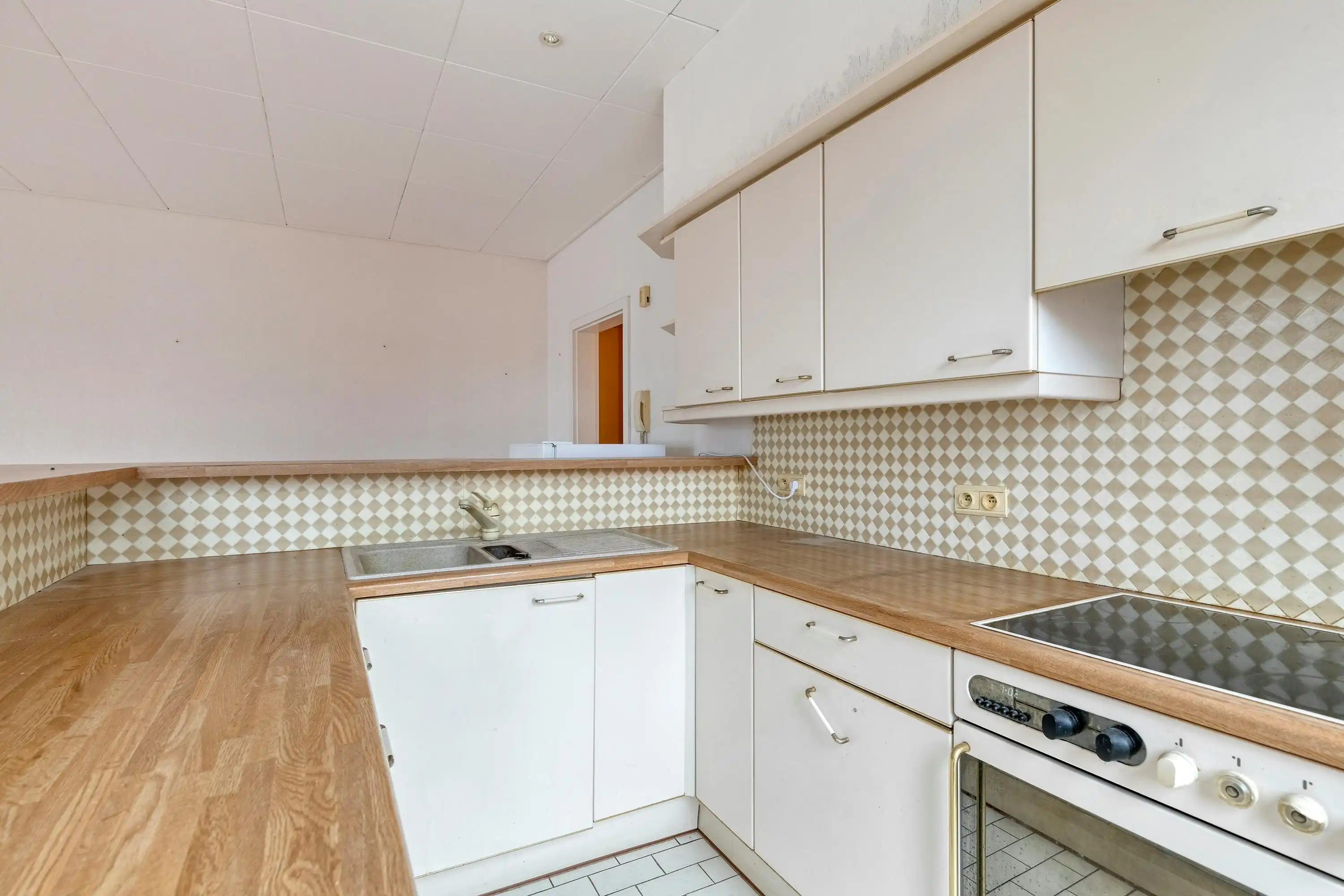 Op te frissen appartement te koop in Antwerpen Centrum foto 4