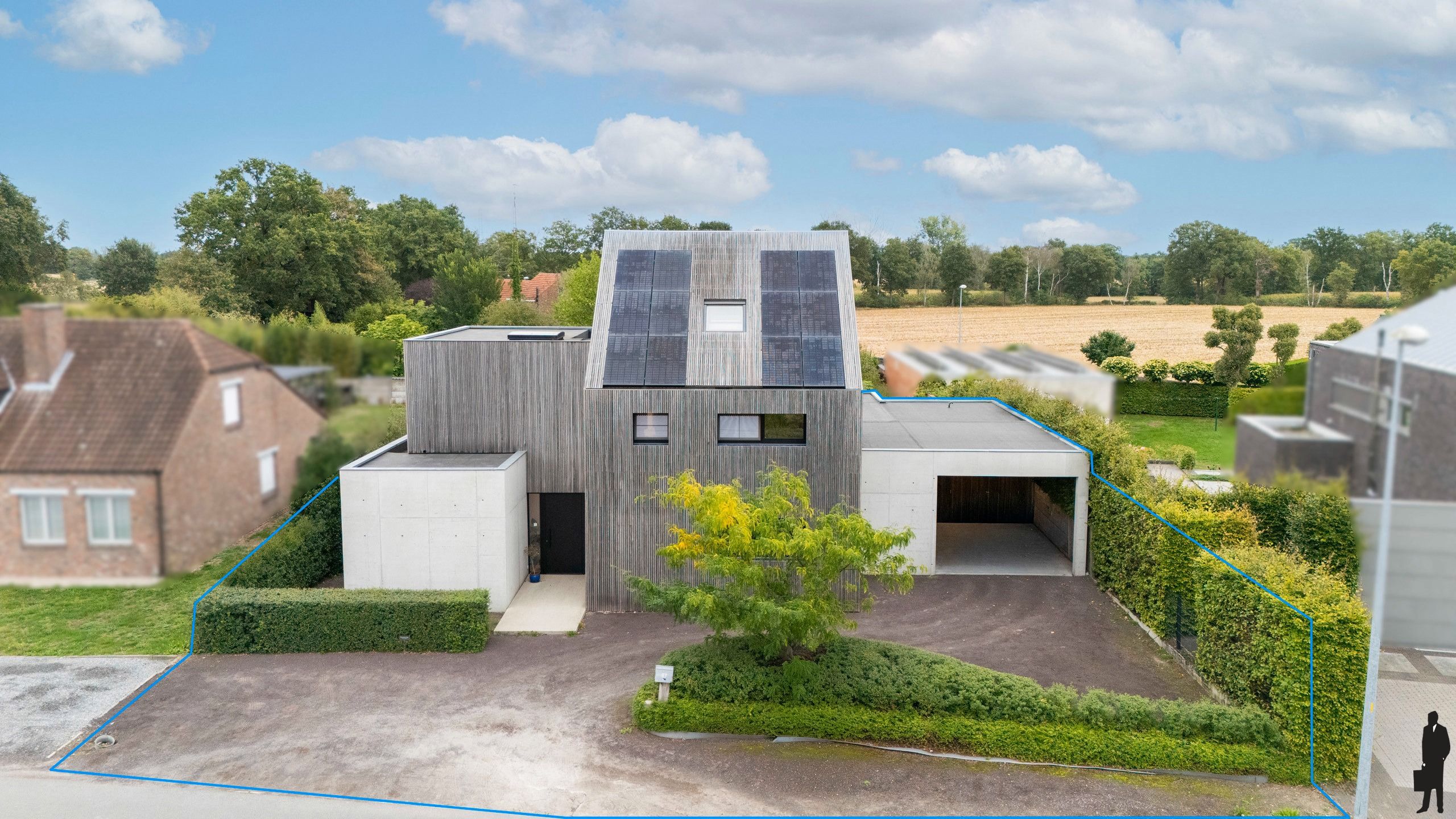 Uitzonderlijk gelegen architectenvilla op grond van 2.001m² foto 28