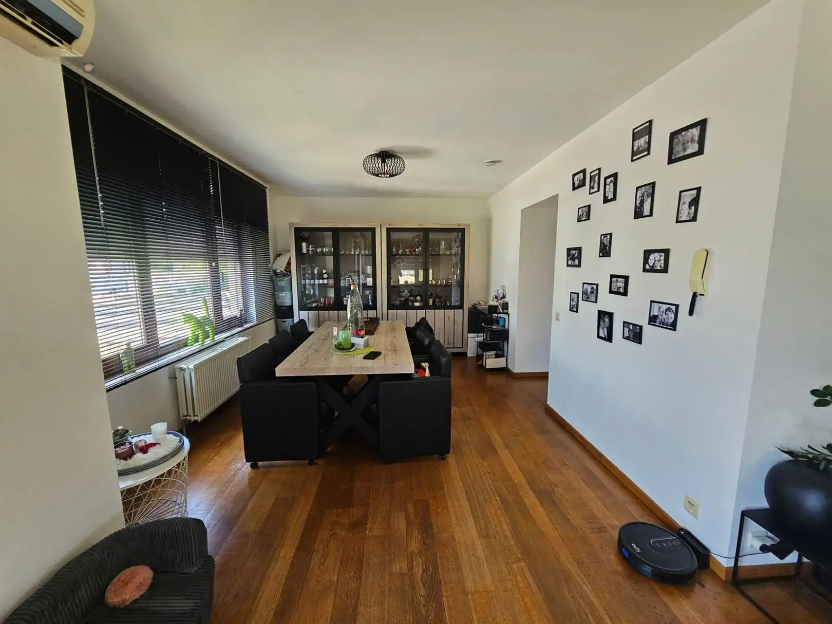 Ruim duplexappartement met garage foto 3