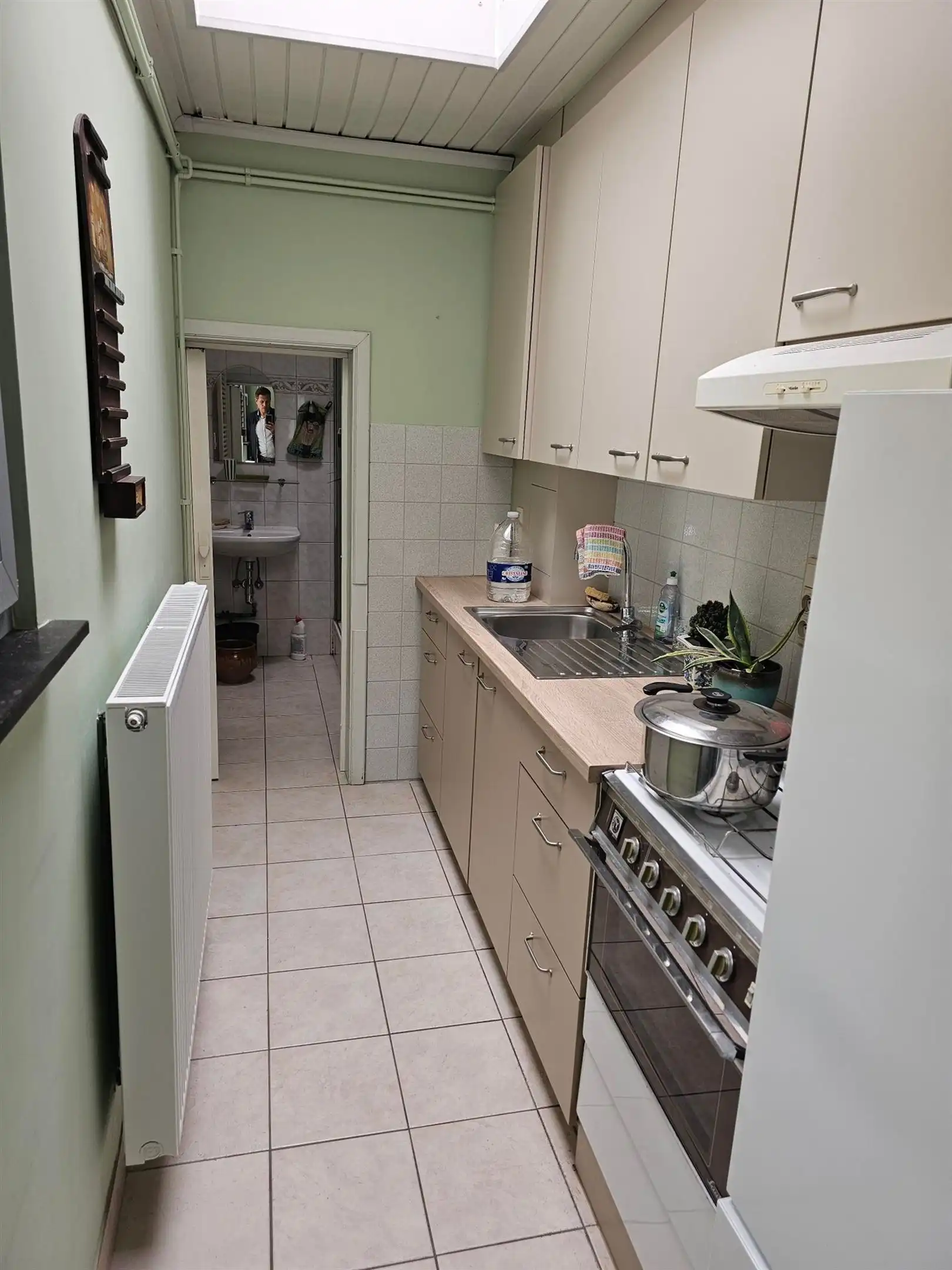 Rustig gelegen starters -of investeringswoning met zonnige koer en 3 slaapkamers. foto 6