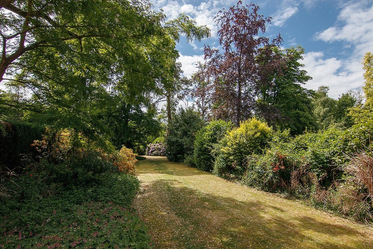 Toffe woning op interessante locatie foto 14