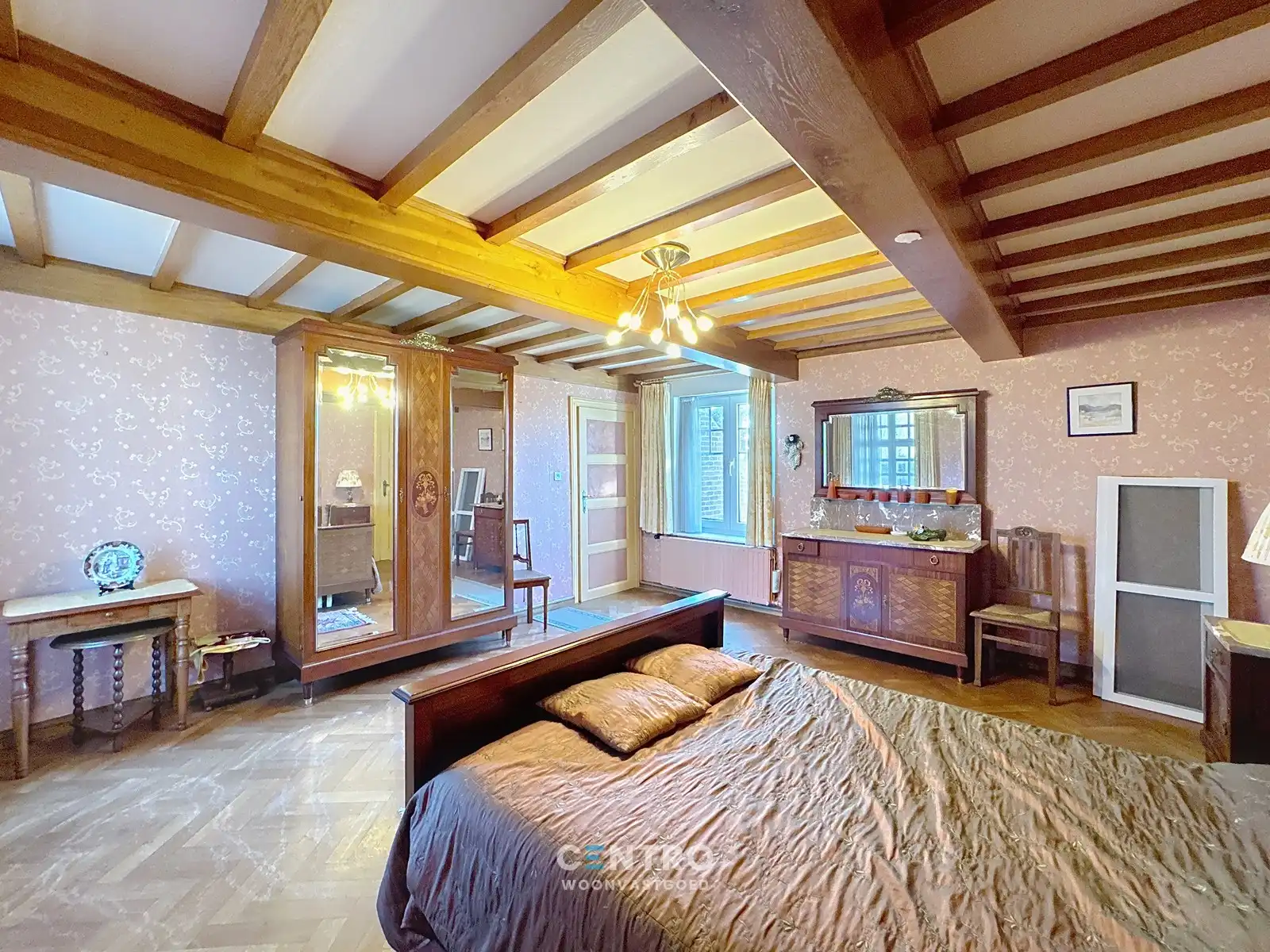 Uiterst CHARMANTE woning aan INTERESSANTE prijs te Brugge! foto 15