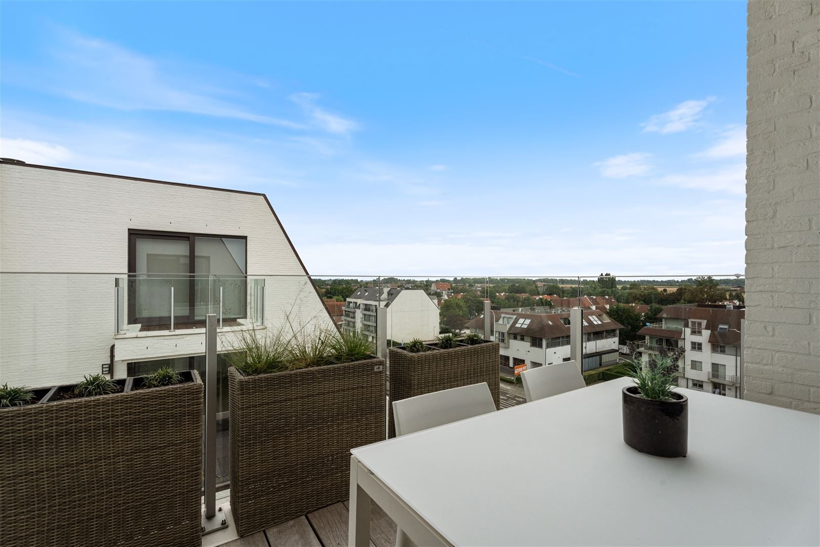 Prachtig dak / hoekappartement met unieke zichten foto 11