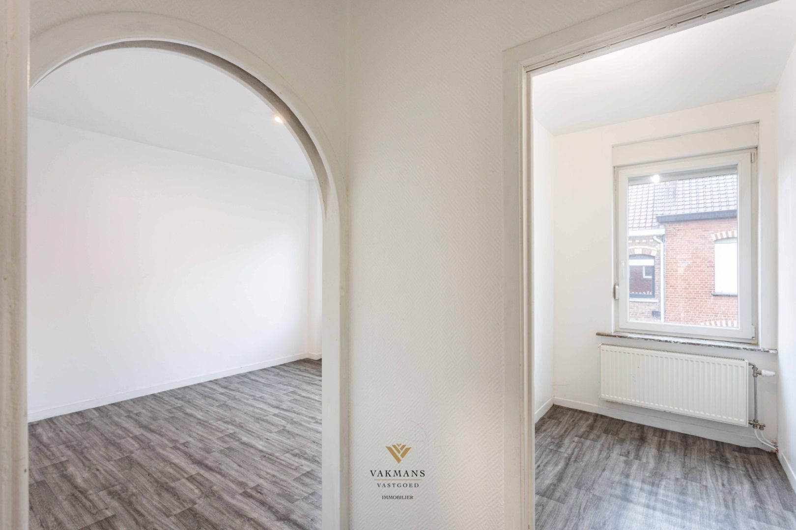 Ruime woning met 4 slaapkamers op rustige locatie foto 27