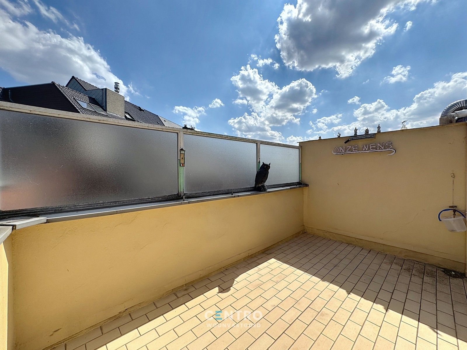 Bel-etage met RUIME garage te Sint-Andries! foto 7