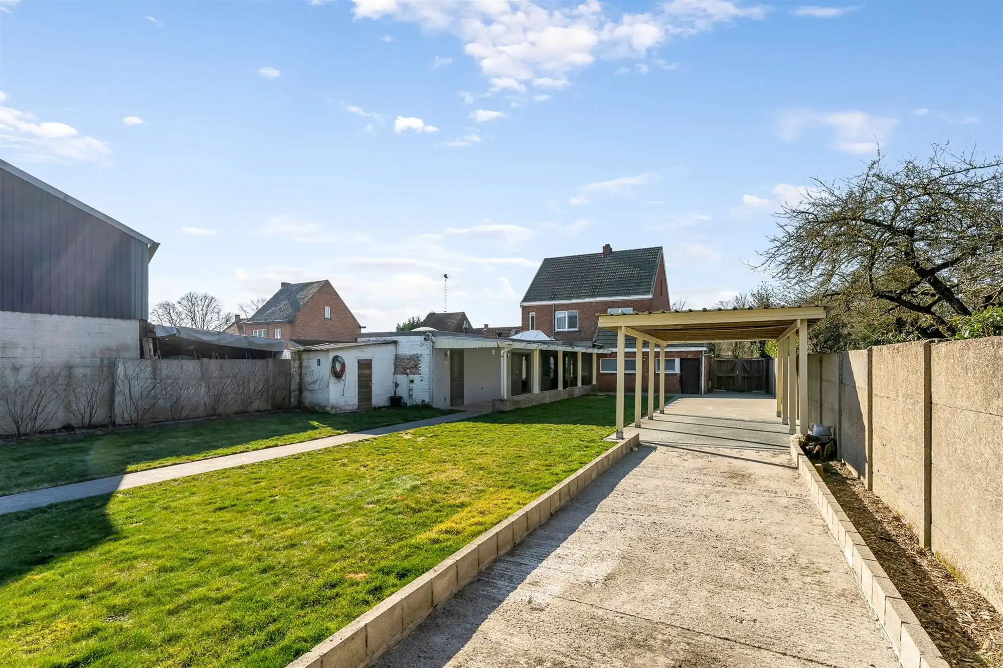 GERENOVEERDE TWEEWOONST foto 39