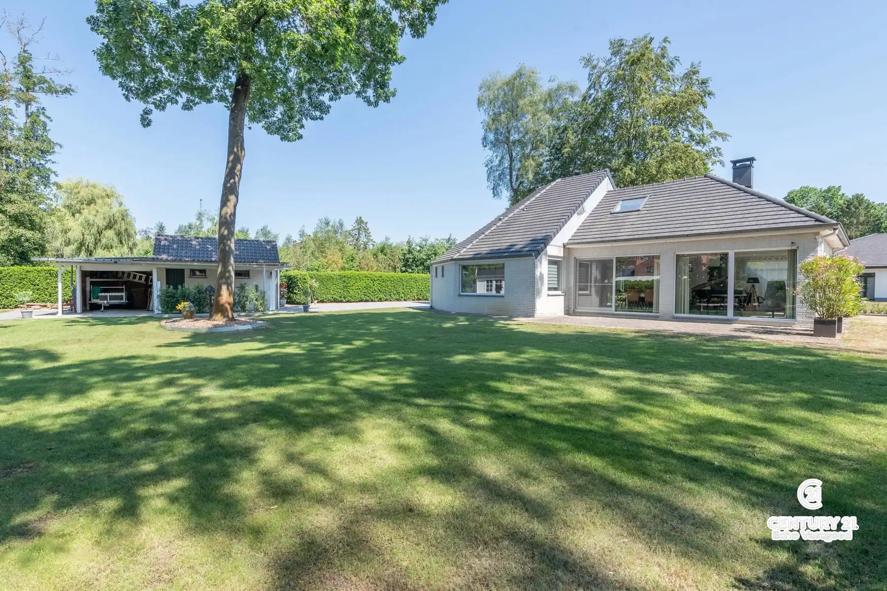 Onderhouden, energiezuinige gelijkvl. villa met mooie tuin foto 27