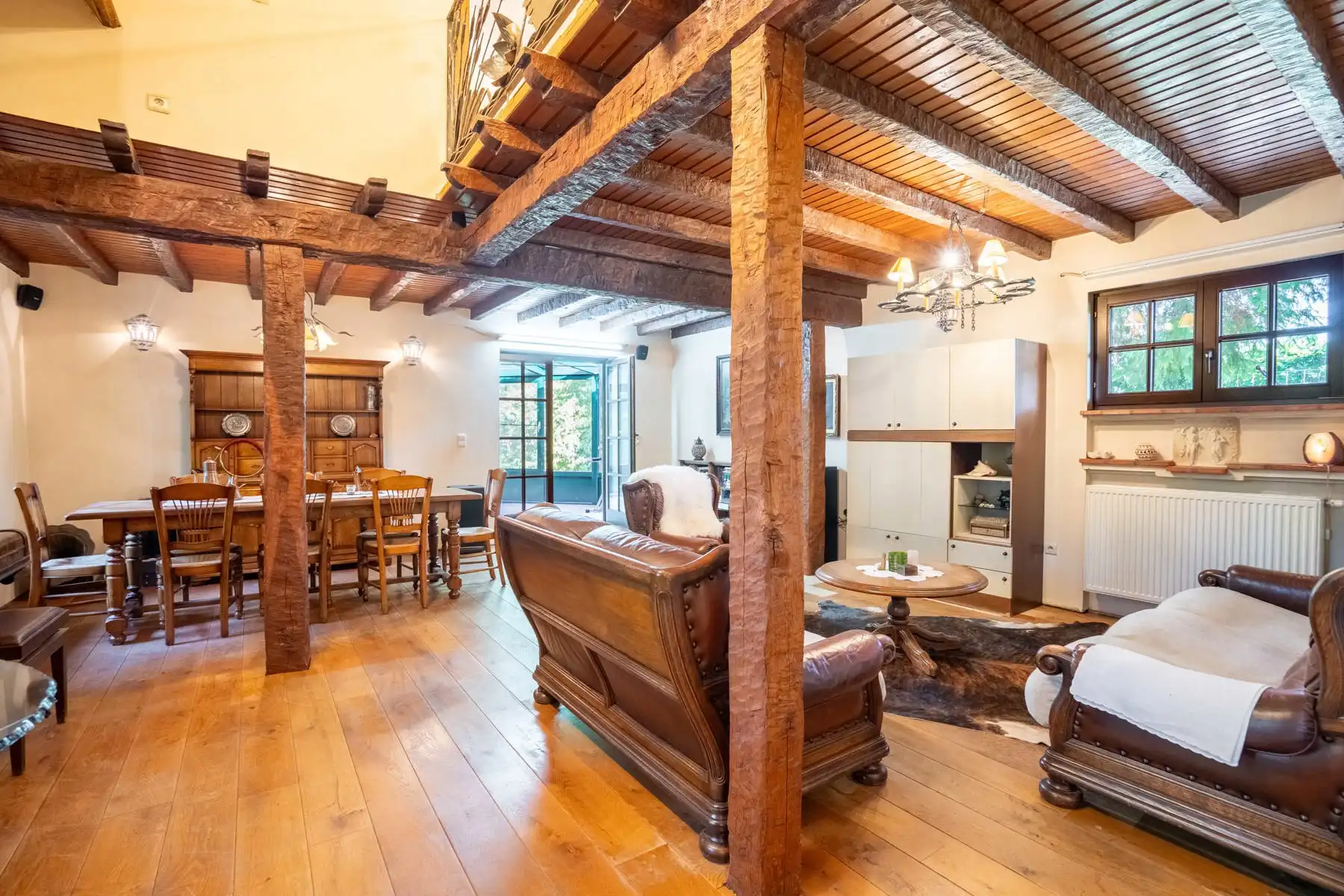 Unieke hoeve op domein van 1,5 ha – pure rust en natuurbeleving in het groen foto 4