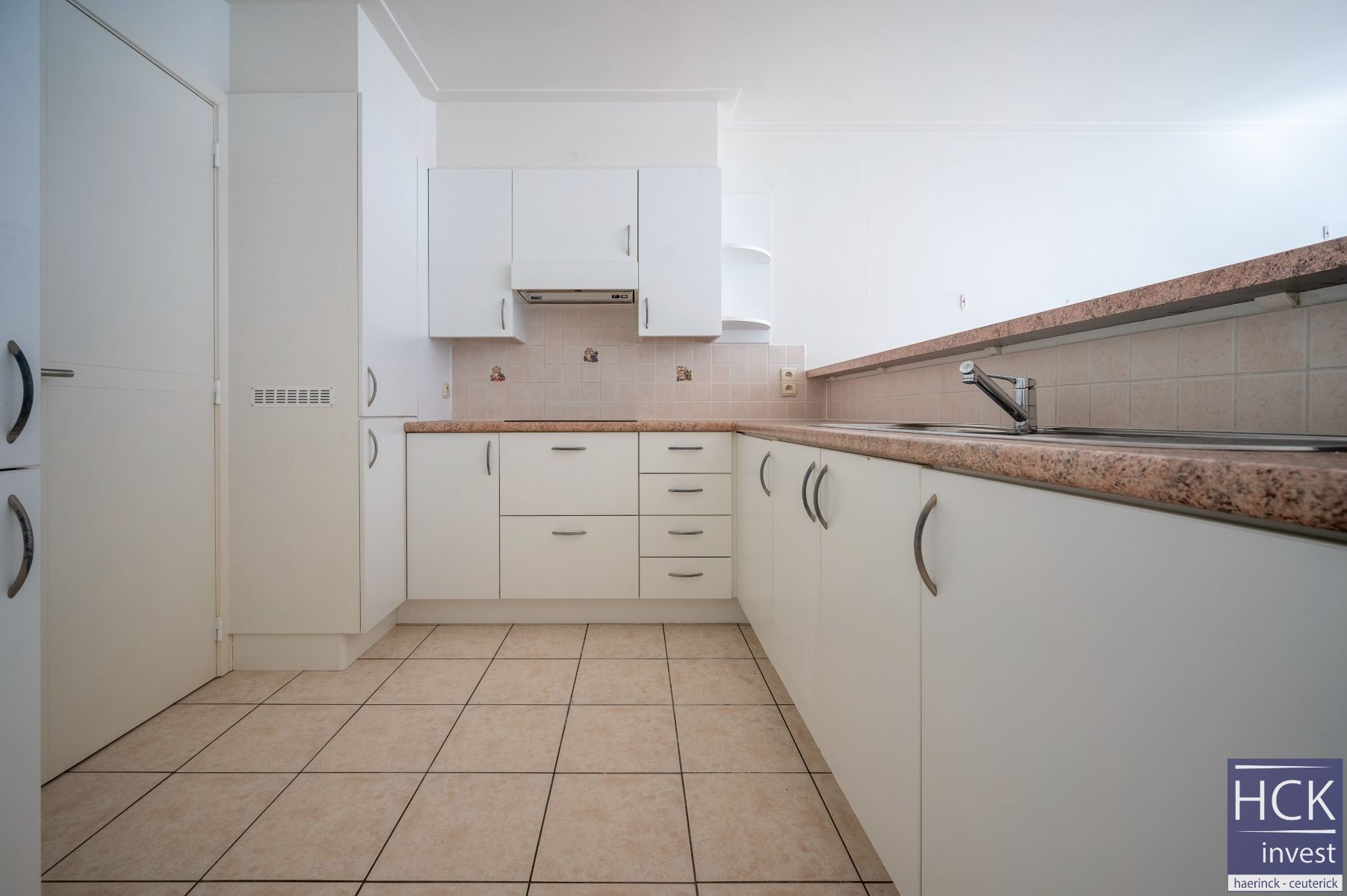 WAREGEM - Instapklaar en energiezuinig appartement op toplocatie foto 6