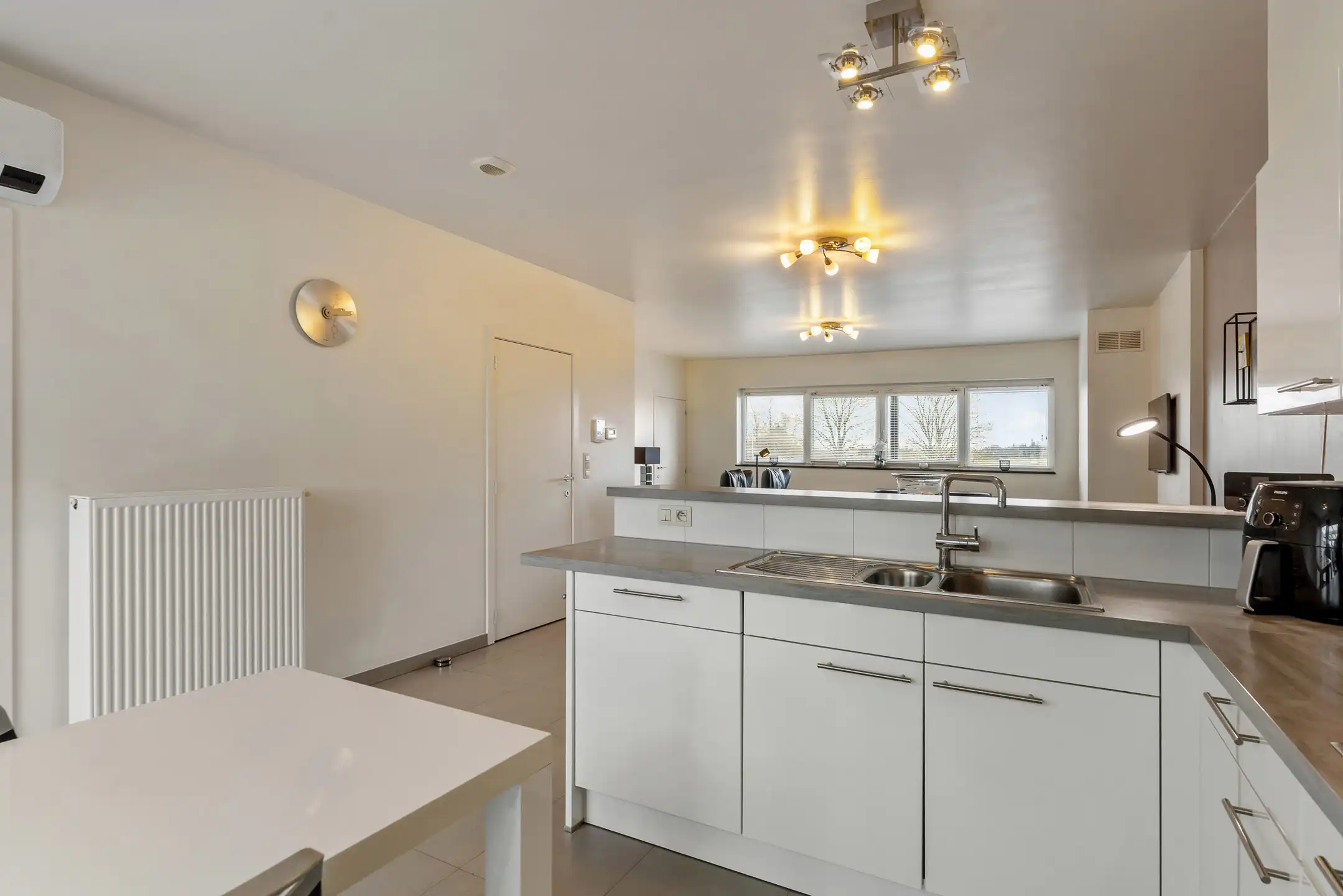 Perfect onderhouden duplex in het hart van Riemst foto 6