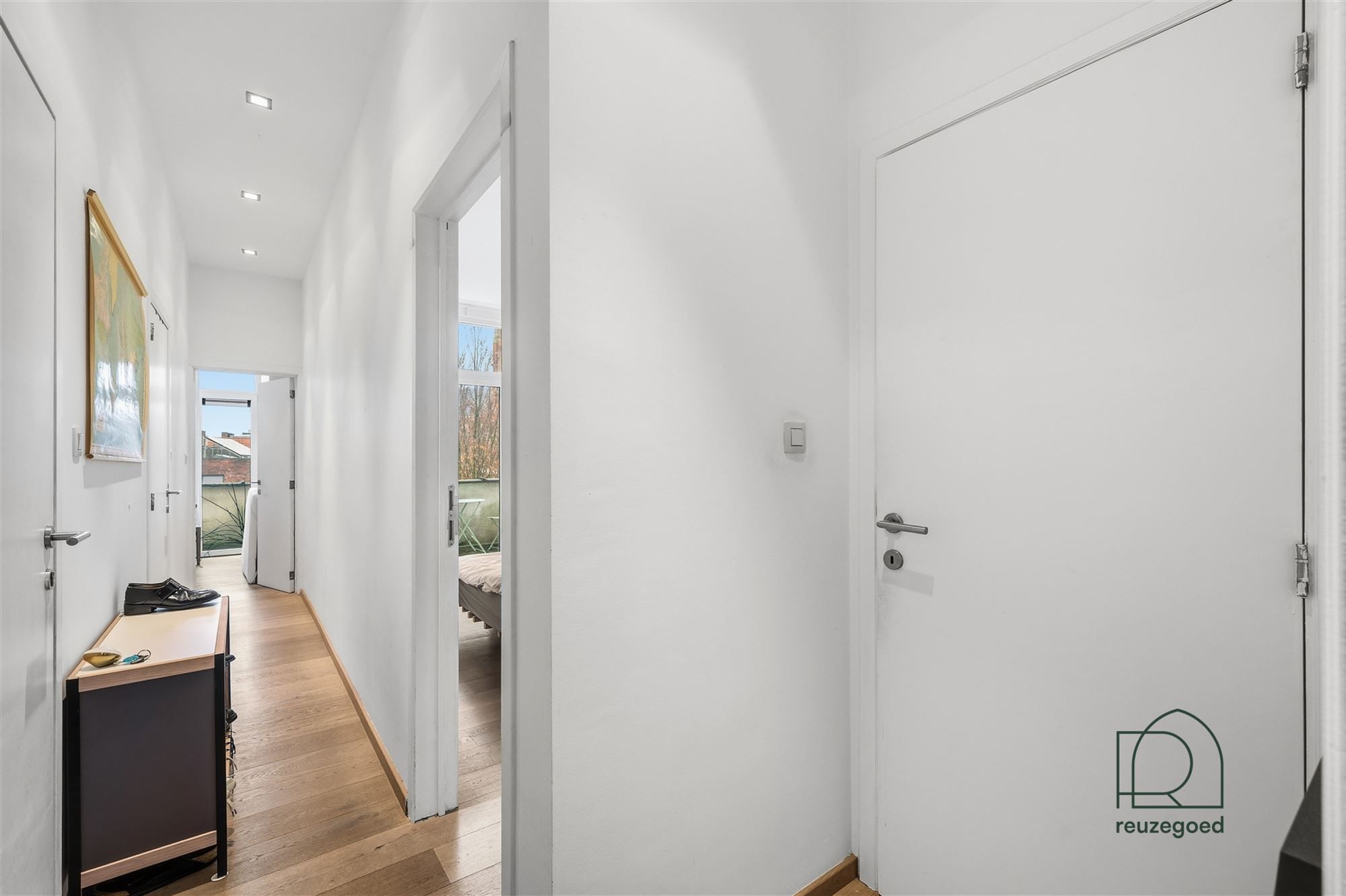 Karaktervol appartement met 2 slaapkamers in Antwerpen foto 4