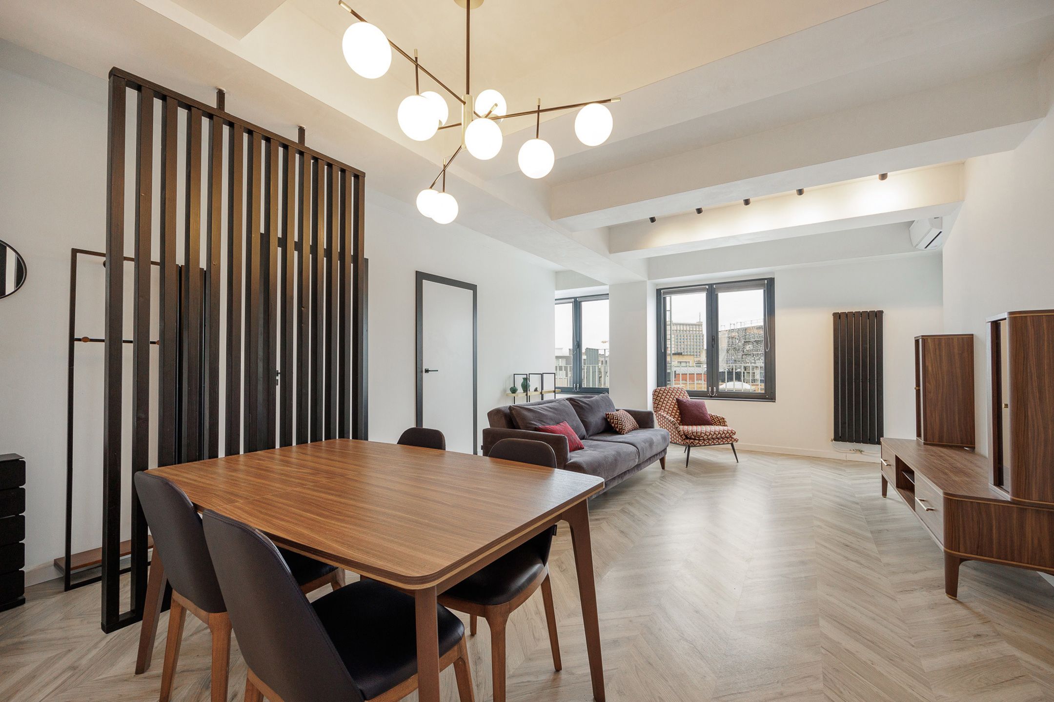 Recent tweeslaapkamer appartement te koop foto {{pictureIndex}}