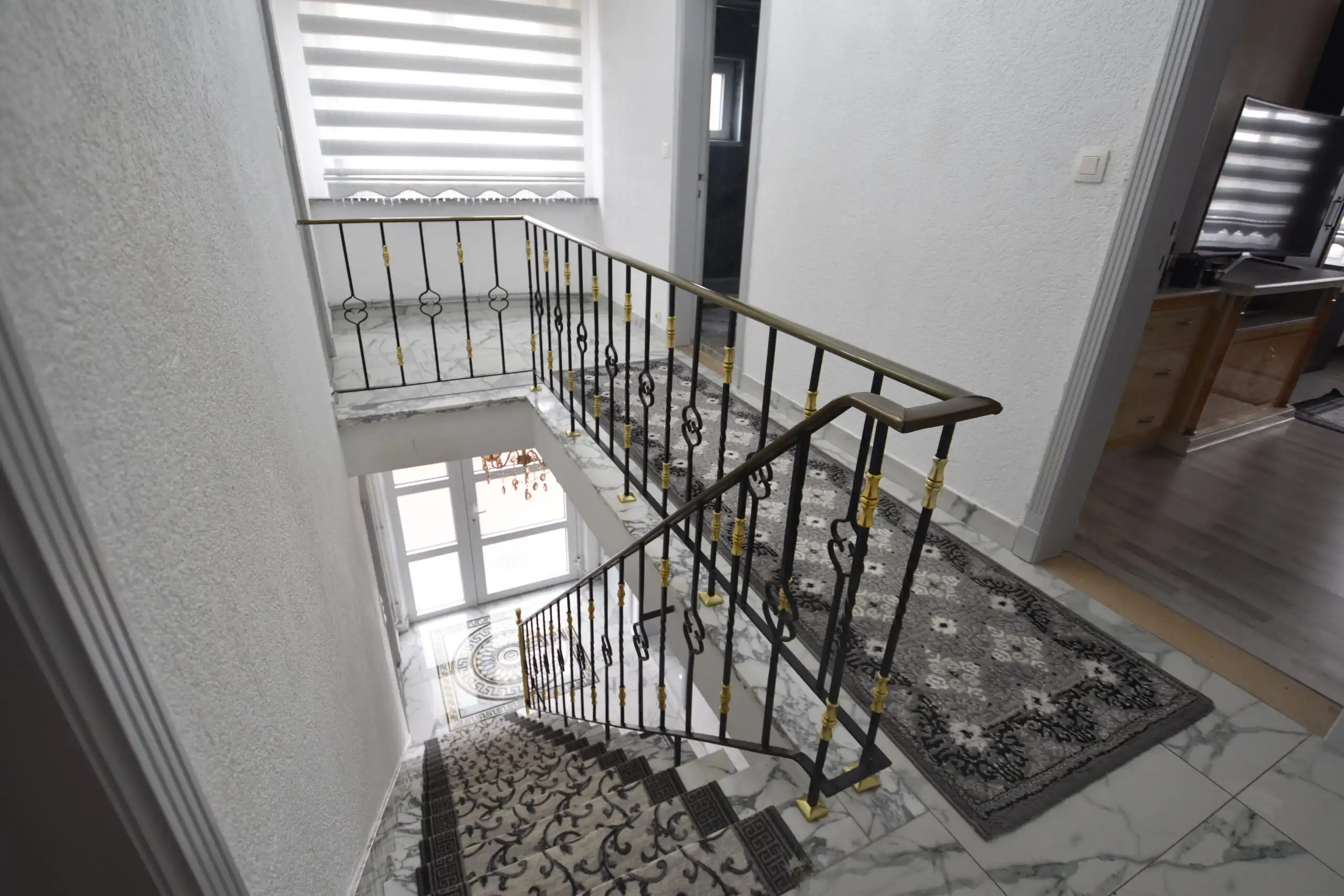 Gezellige woning met garage, veranda en 4 slaapkamers in Nieuwkerken foto 16