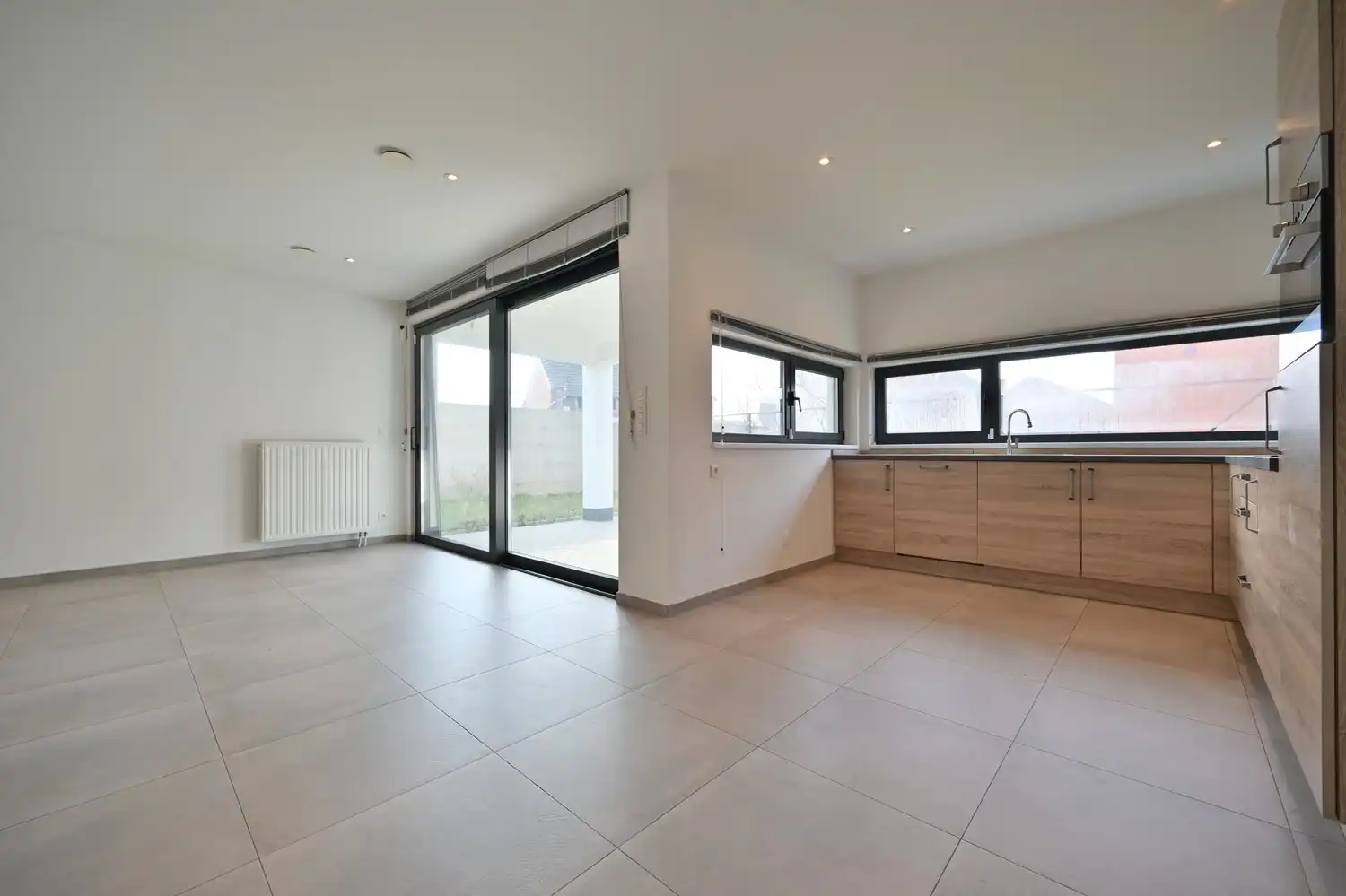 Moderne halfopen woning met 3 slaapkamers in het centrum van Lanaken foto 8