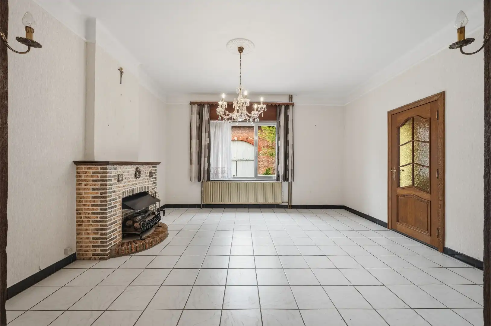 Ruime gezinswoning met 4 slpks met ruime tuin op rustige ligging foto 4