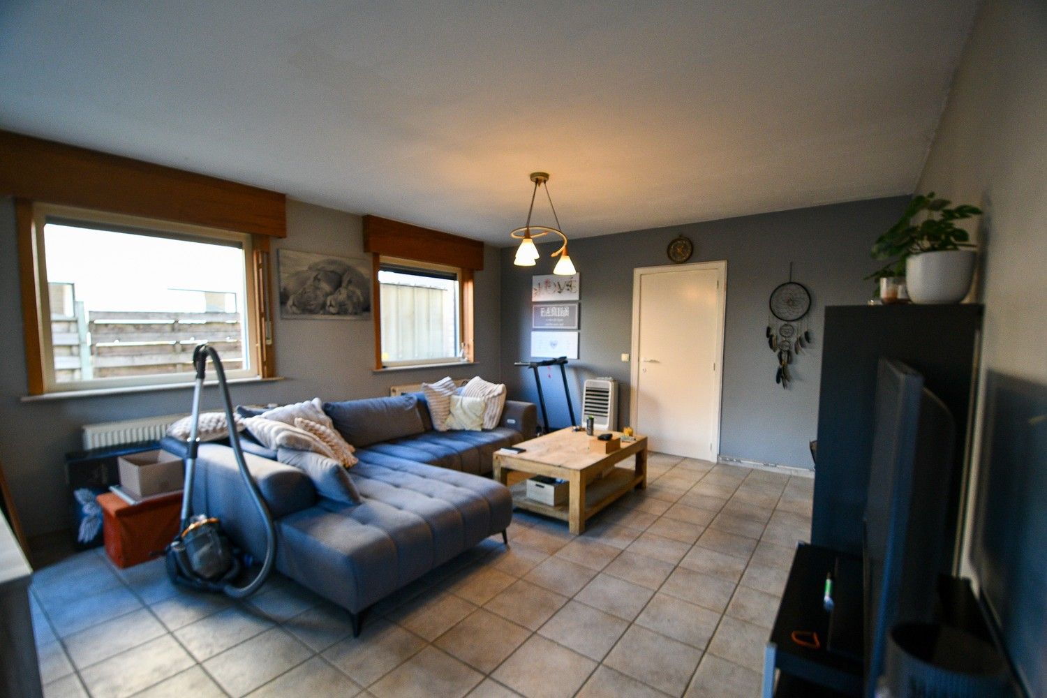 Halfopen bebouwing met inpandige garage met 3 slaapkamers foto 4