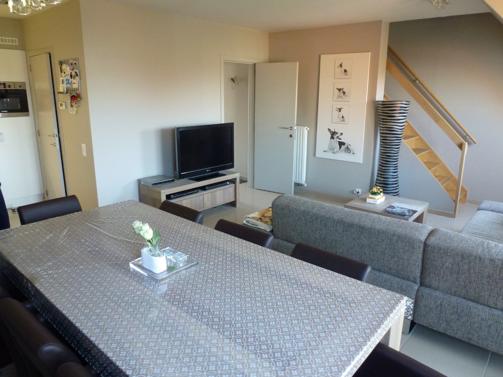 Lichtrijk duplex-appartement op een schitterende ligging in Centrum Waregem met garage! foto 5
