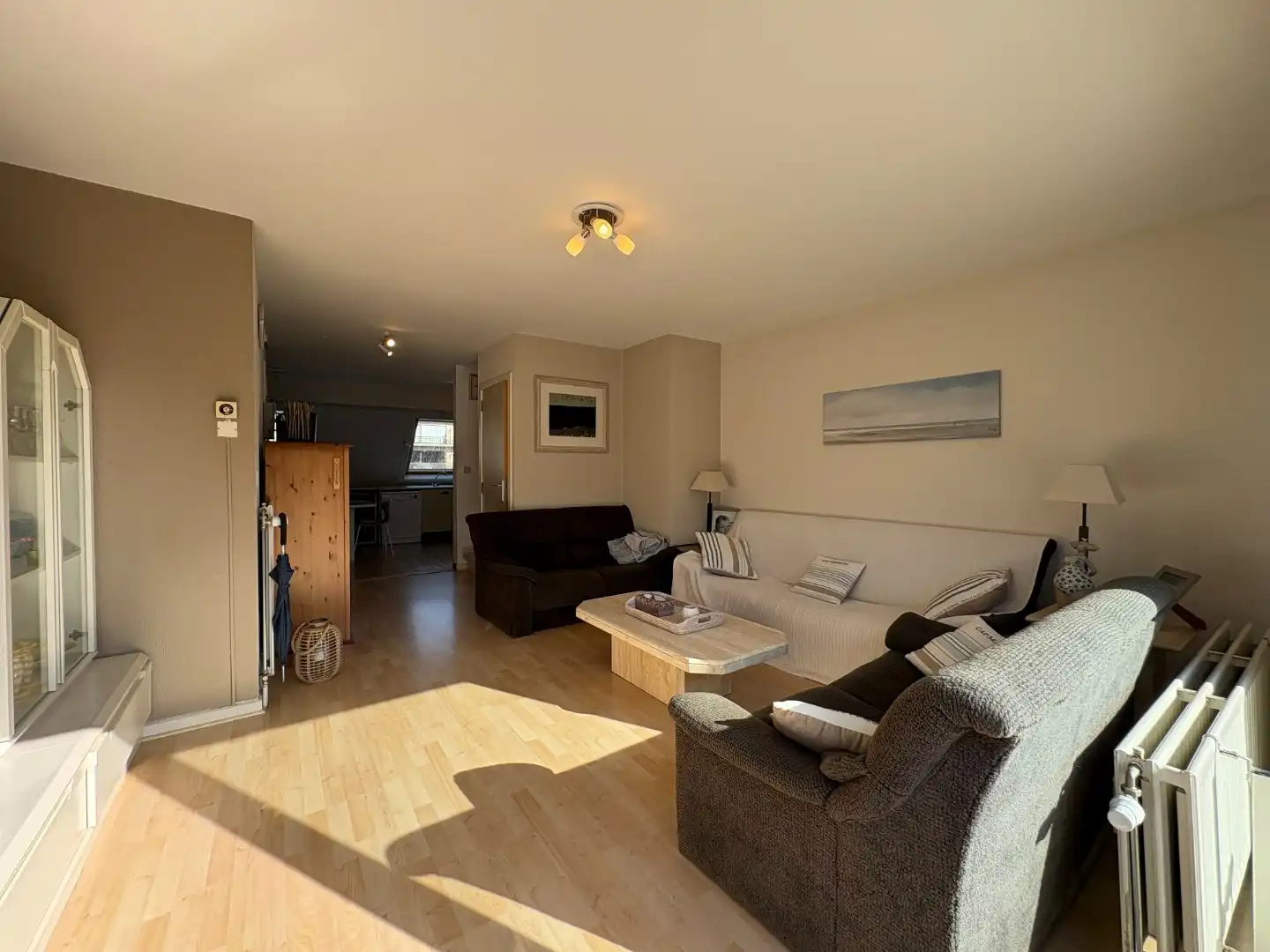 Te koop – Ruim duplexappartement aan zee met garage  foto 11