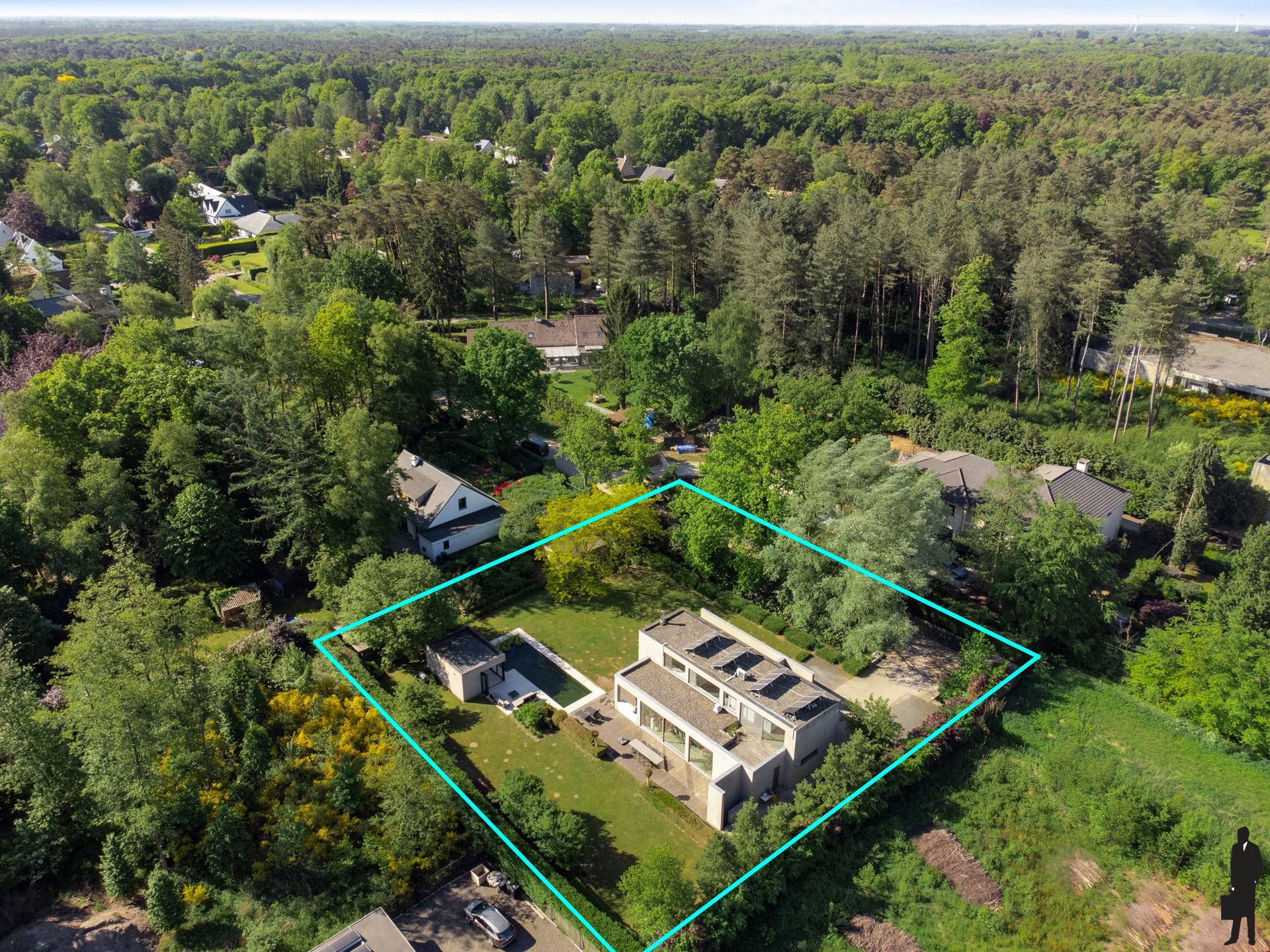 Luxueuze villa te koop in doodlopende straat foto {{pictureIndex}}
