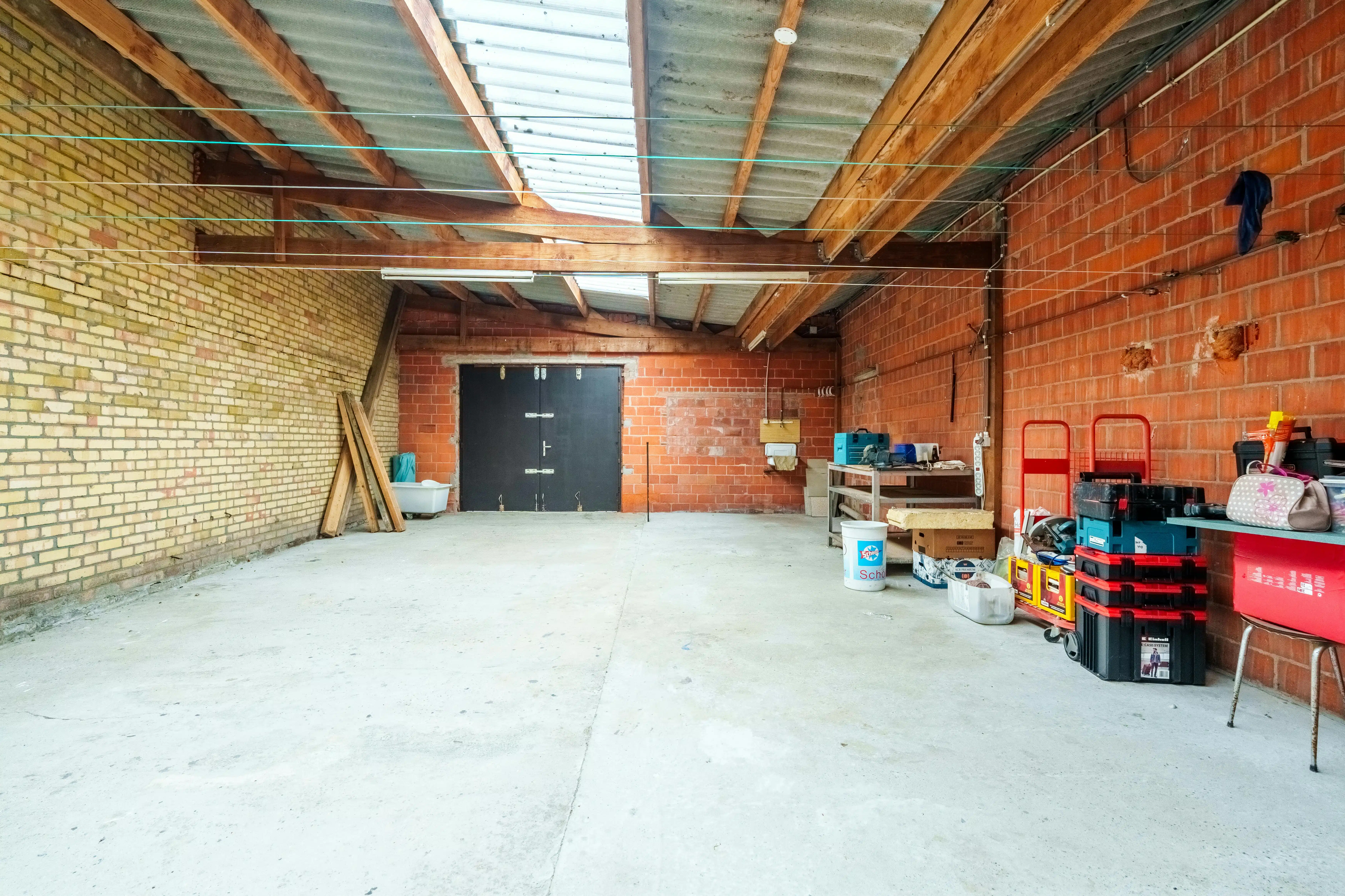 Woning, winkelruimte én loods te koop in Diksmuide (Merkem) op ca. 1150 m² foto 6