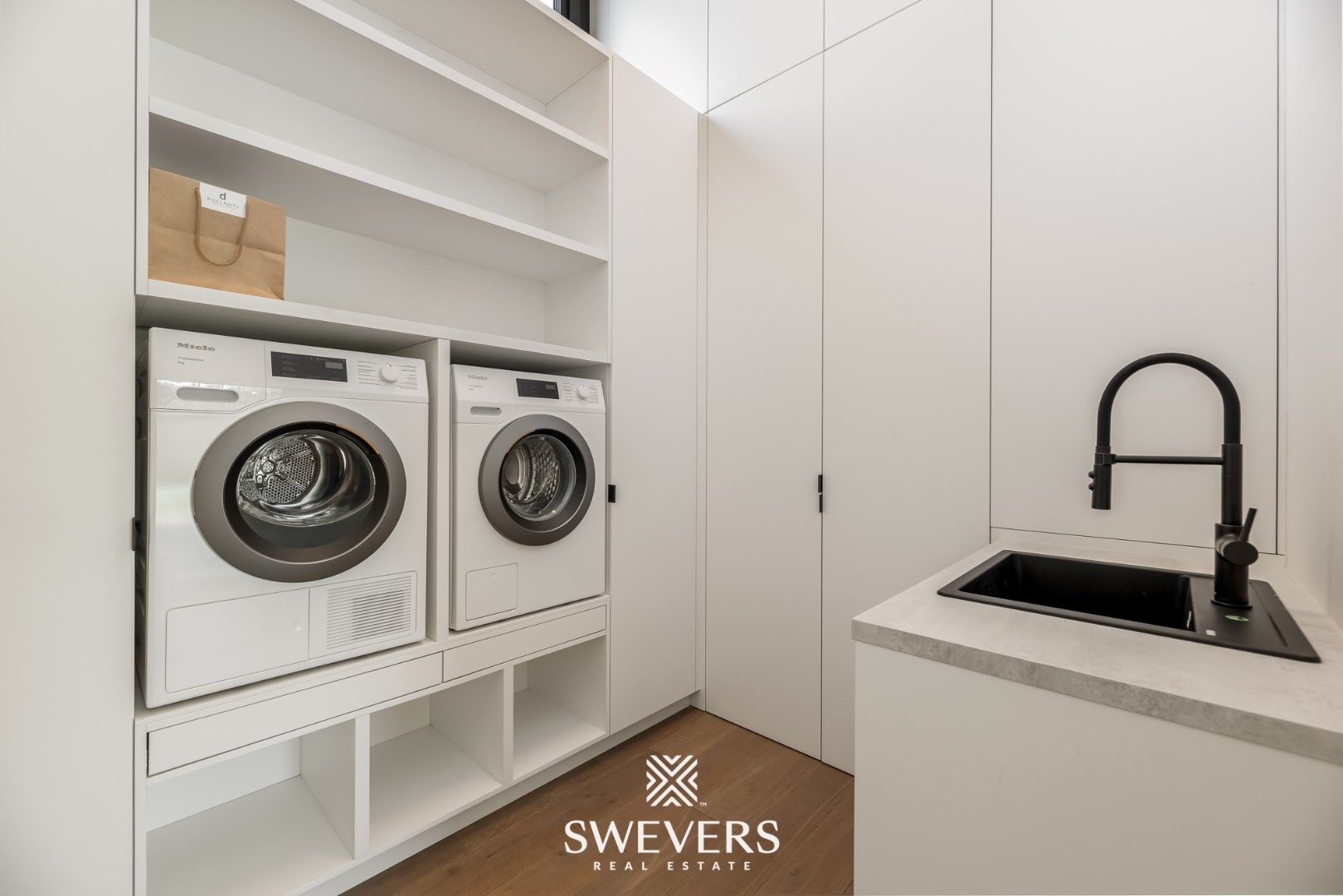 Exclusieve gelijkvloerse loft met zwembad in Mol (verkoop onder registratie) foto 21