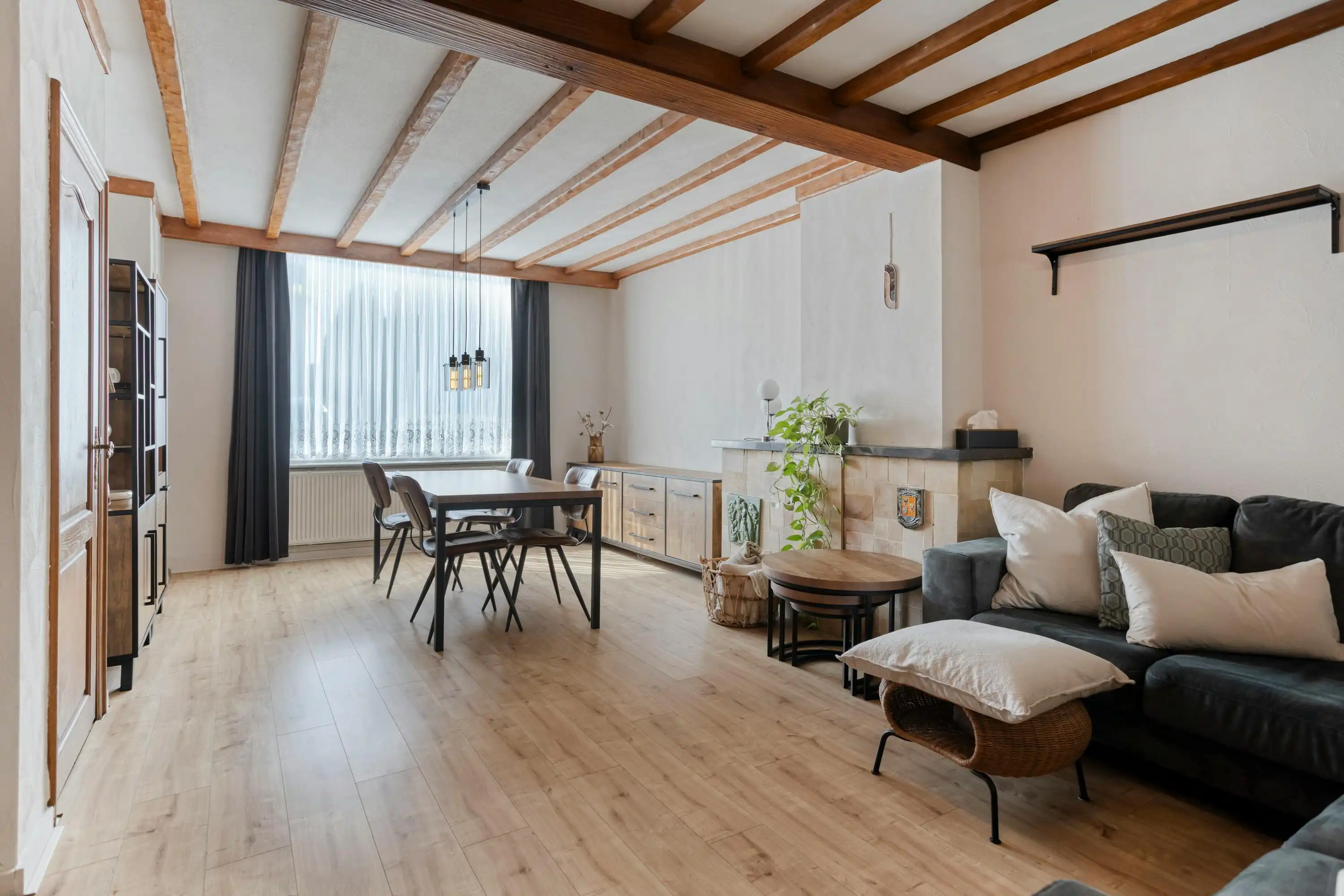 Huis met tuin en garage op perceel van 308m² te Borsbeek foto 3