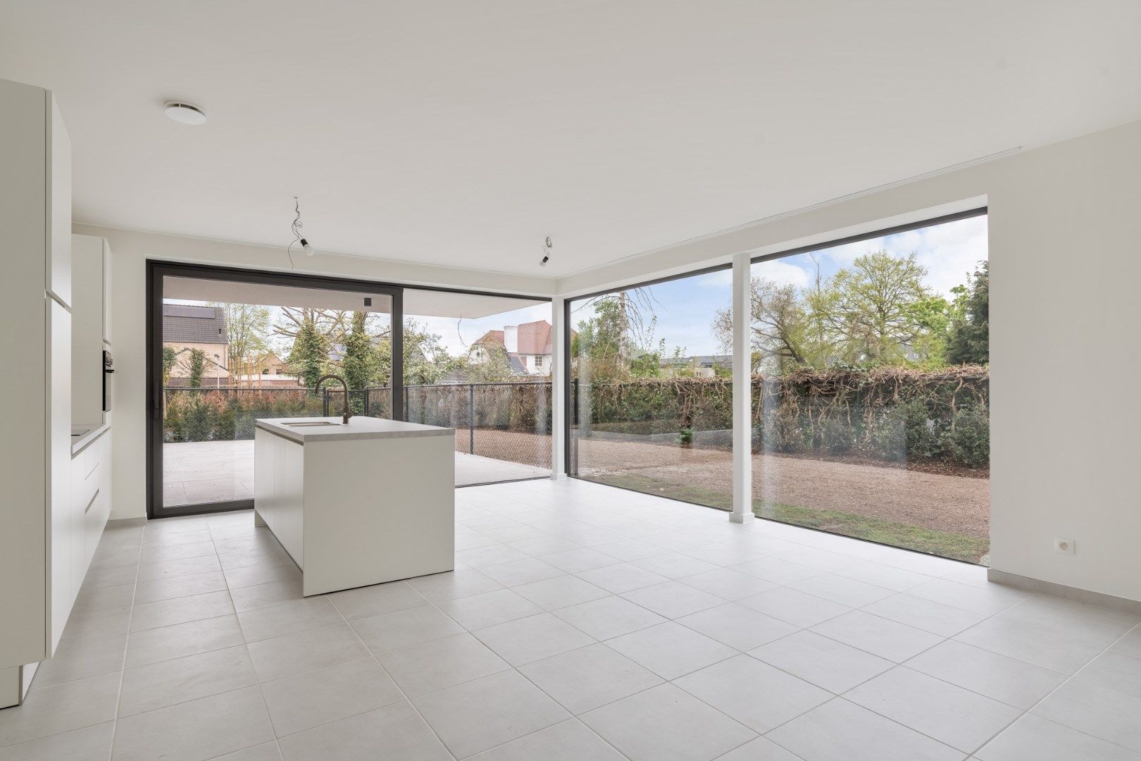 Stijlvol nieuwbouw gelijkvloers appartement in centrum Zonhoven met 3 slaapkamers + groot terras - Rolstoeltoegankelijk foto 6