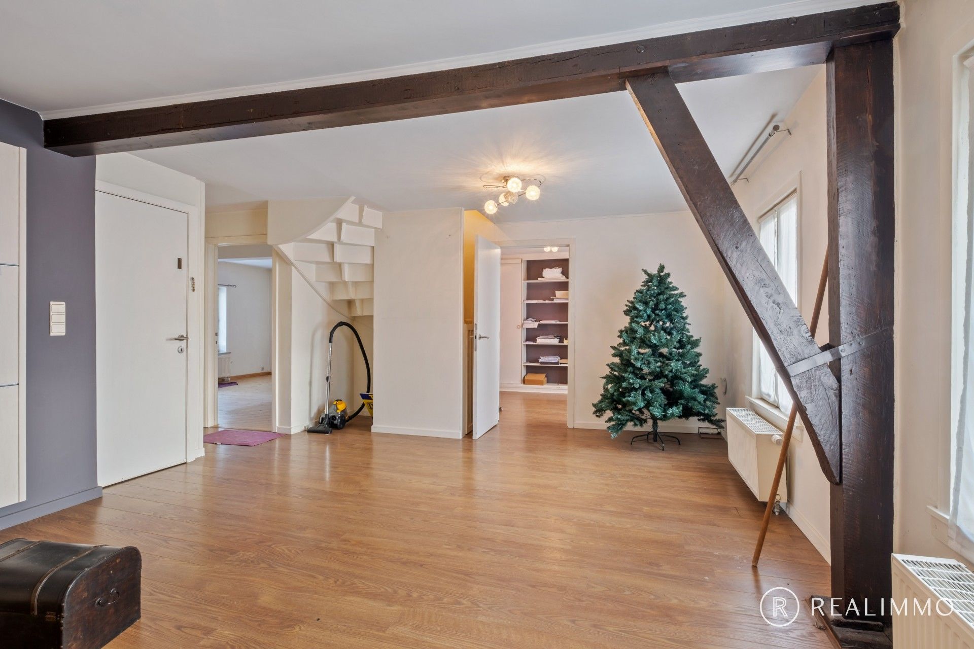 Uniek handelspand met ruim appartement – Gentseweg 556, Waregem (Sint-Eloois-Vijve) foto 12