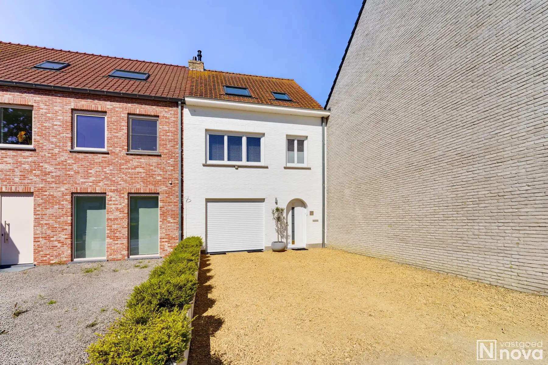 Gerenoveerde woning aan de rand van de stad foto 2