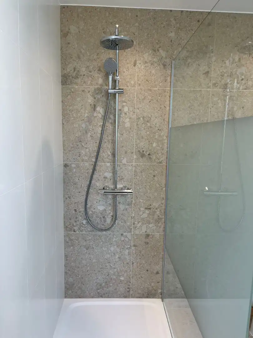 Een volledig vernieuwd duplex-appartement! foto 15