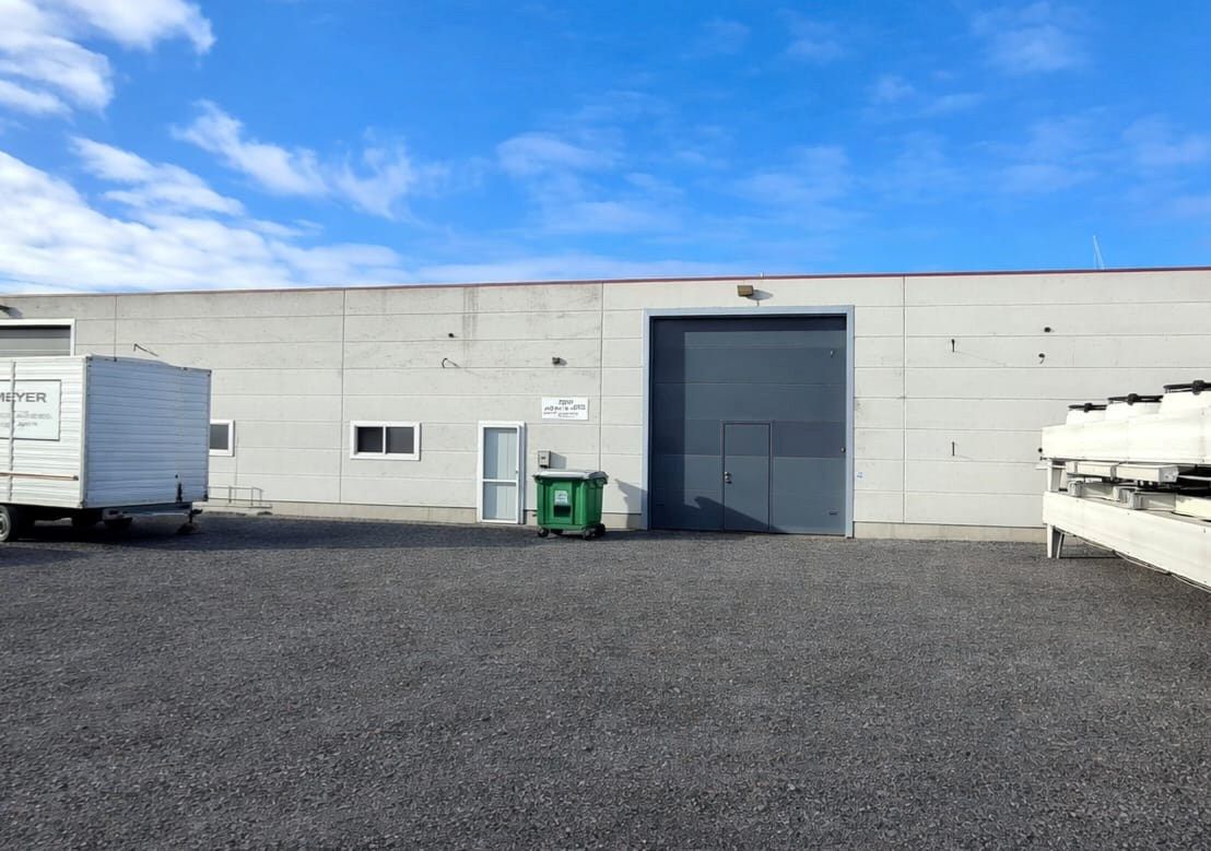 KWALITATIEVE LOODS VAN CA. 288 M² TE HUUR IN RUISELEDE foto 2