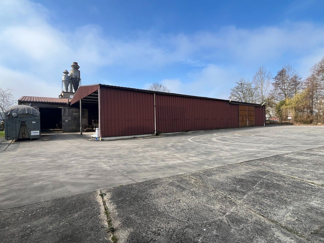 Bedrijfsgebouw met woning foto 9
